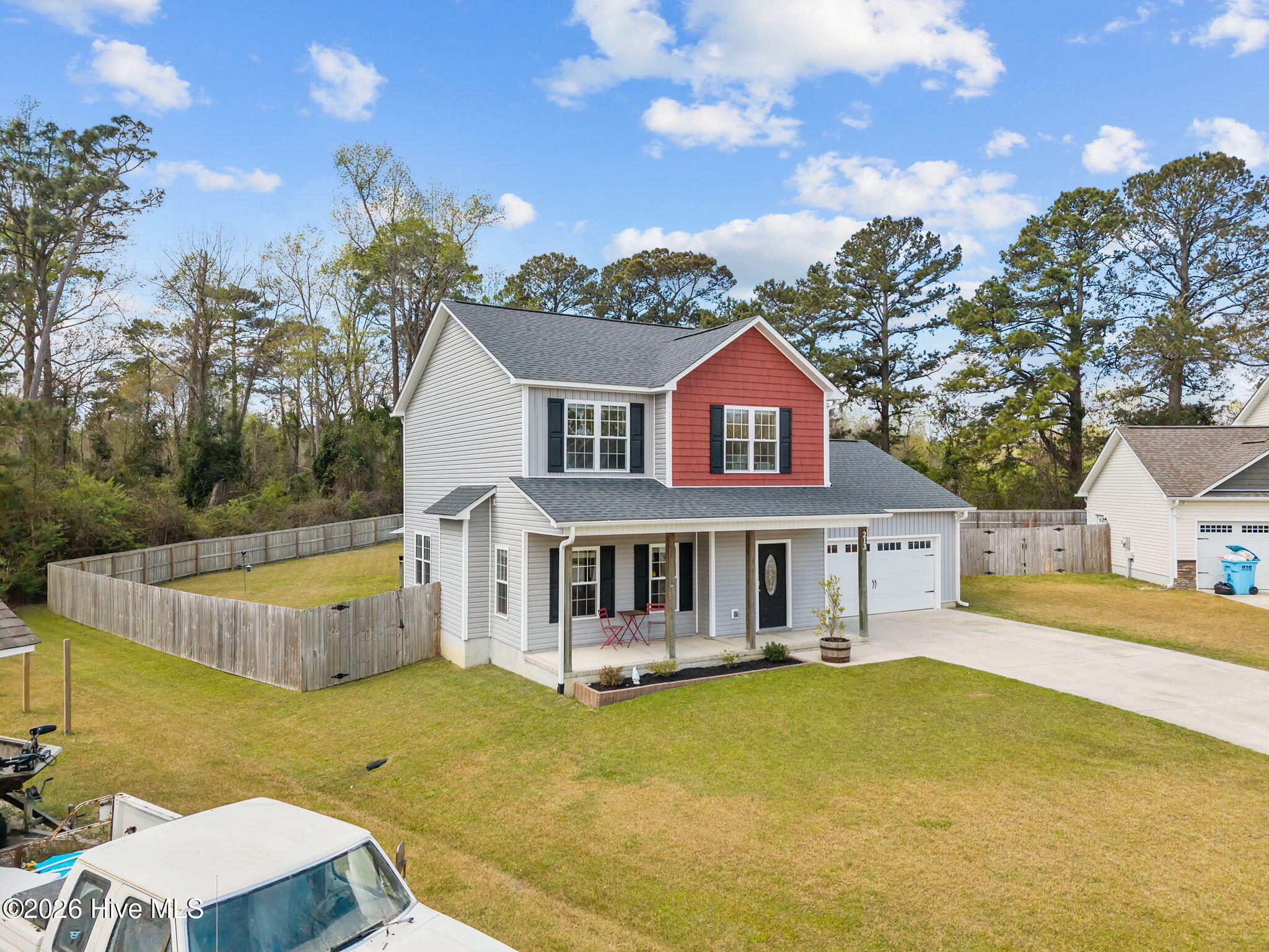 100564221 | Photo 41