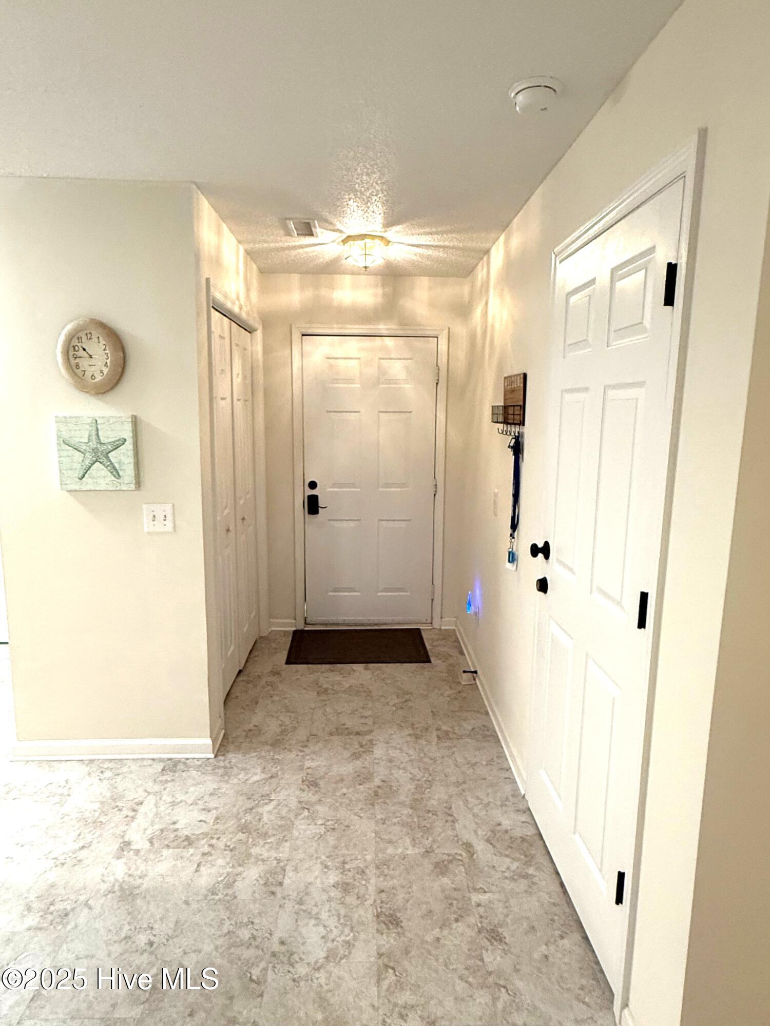 1620 Goley Hewett Road SE Unit 307, Bolivia, NC 28422 – photo 4: Entry way