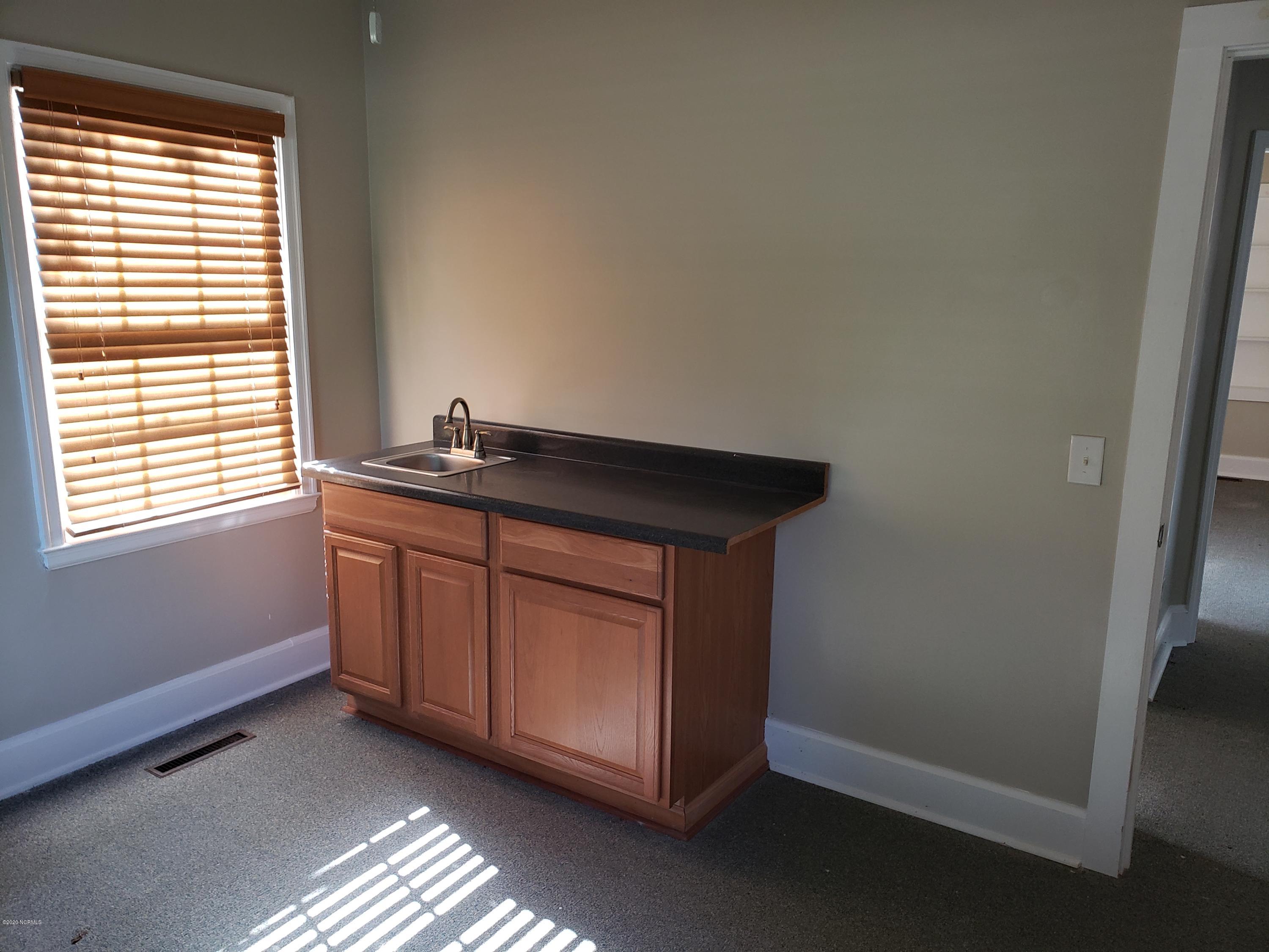 100537644 | Photo 18