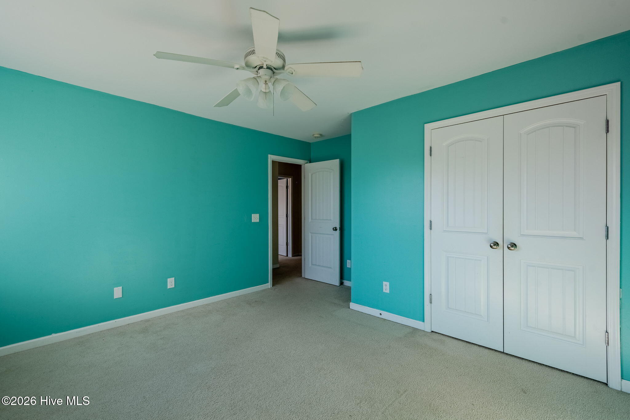 100547305 | Photo 20