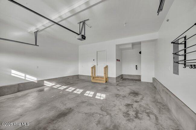 100549094 | Photo 54