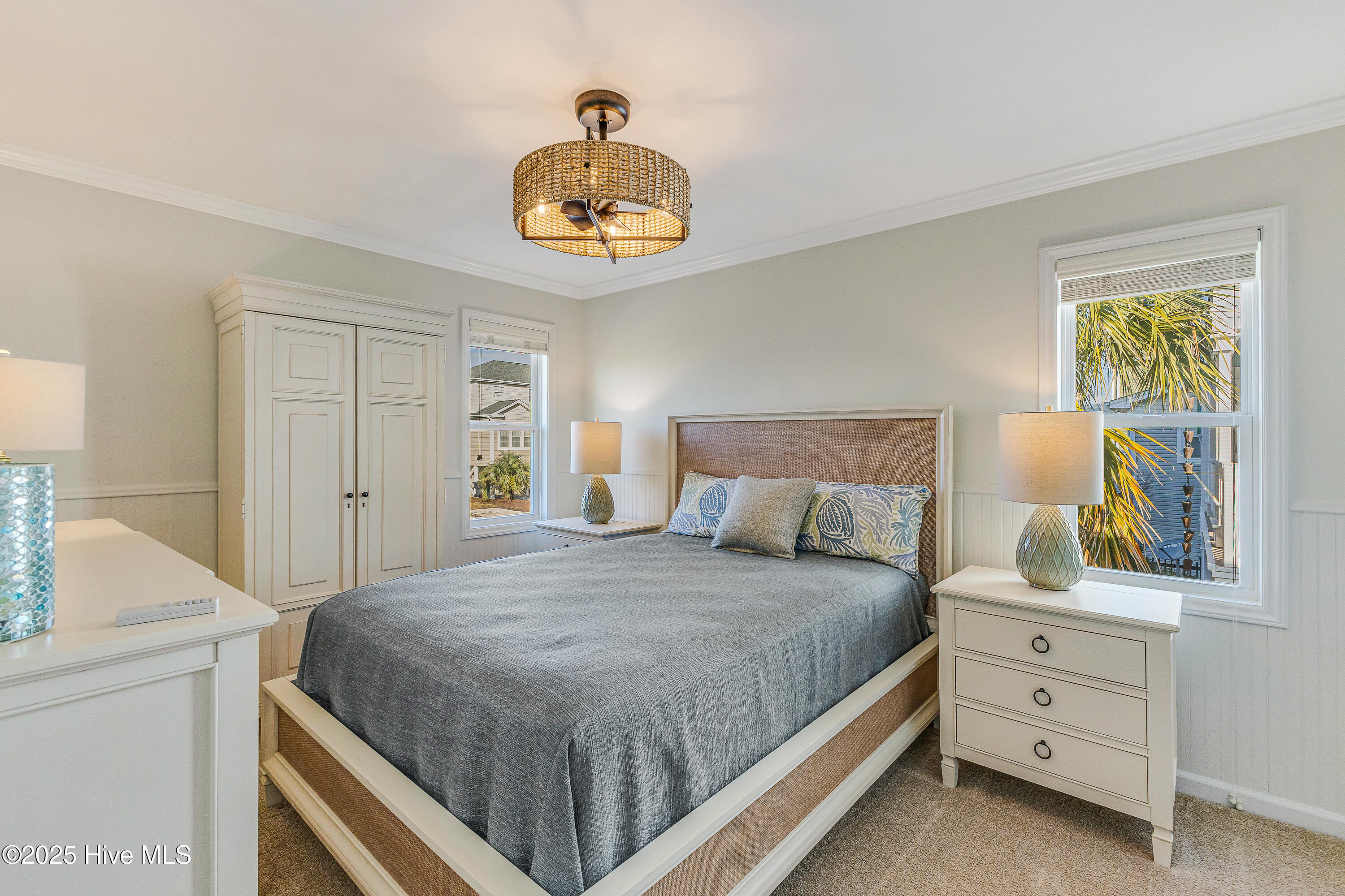 100540899 | Photo 42