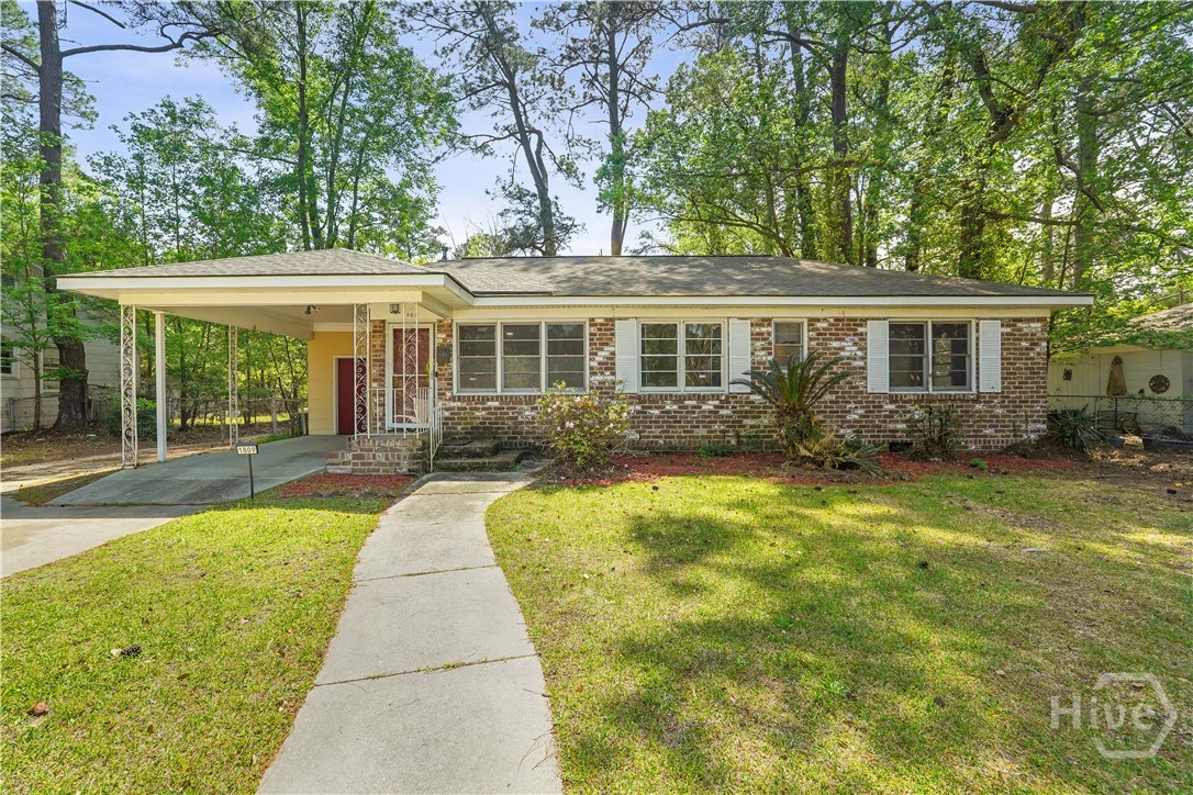 Homes for sale in Savannah, GA | 1809 Delesseps Ave, Savannah, GA 31404 | MLS# SA352653