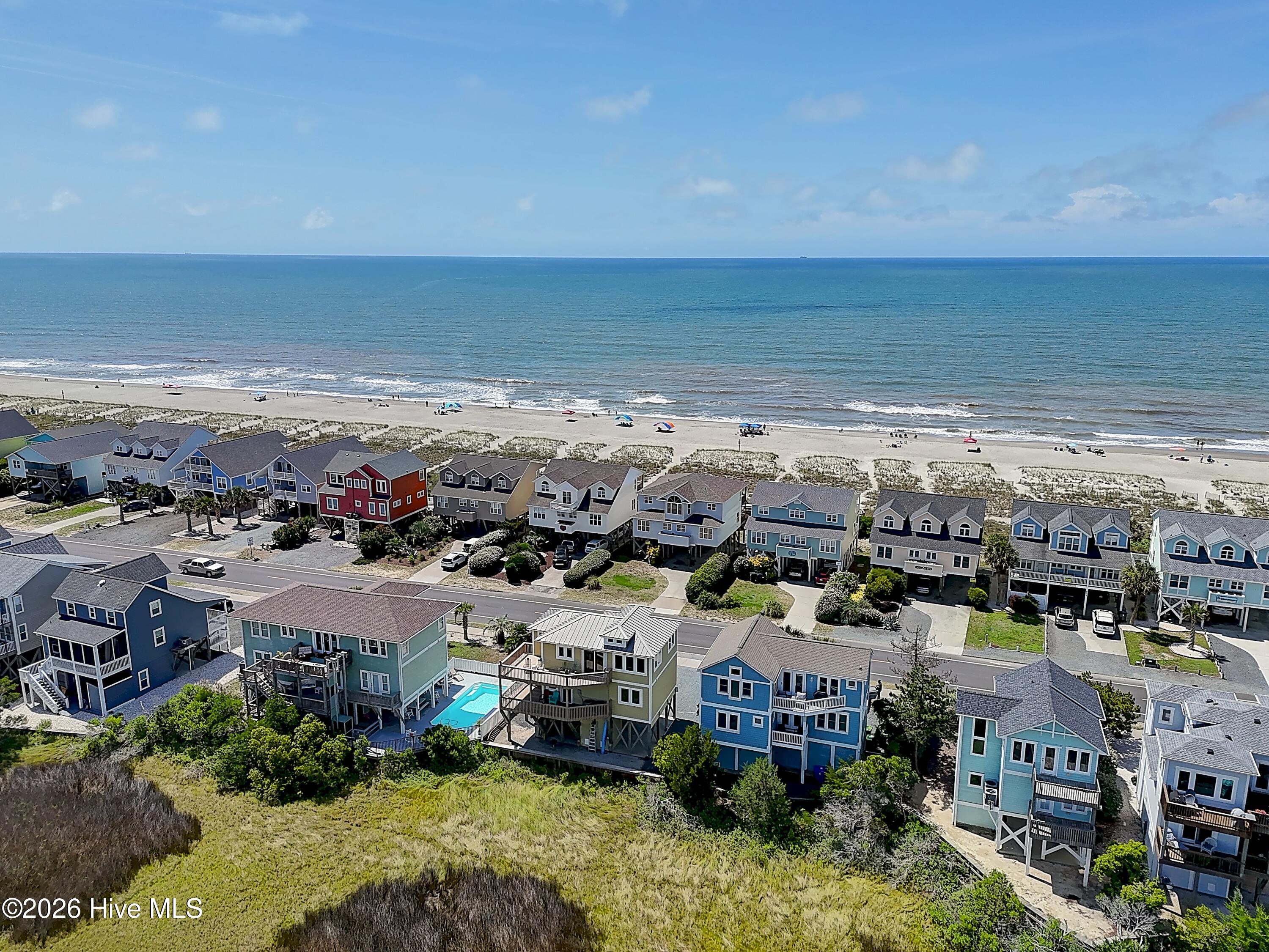 100558900 | Photo 49