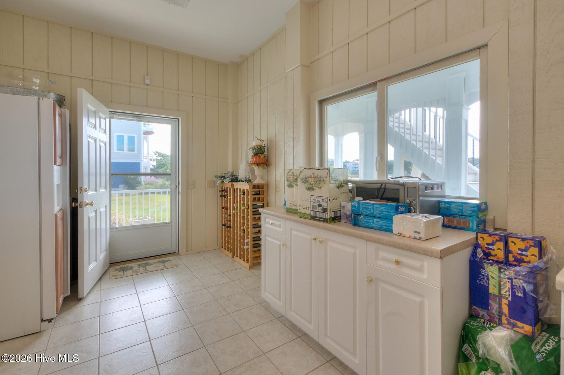 100553459 | Photo 91