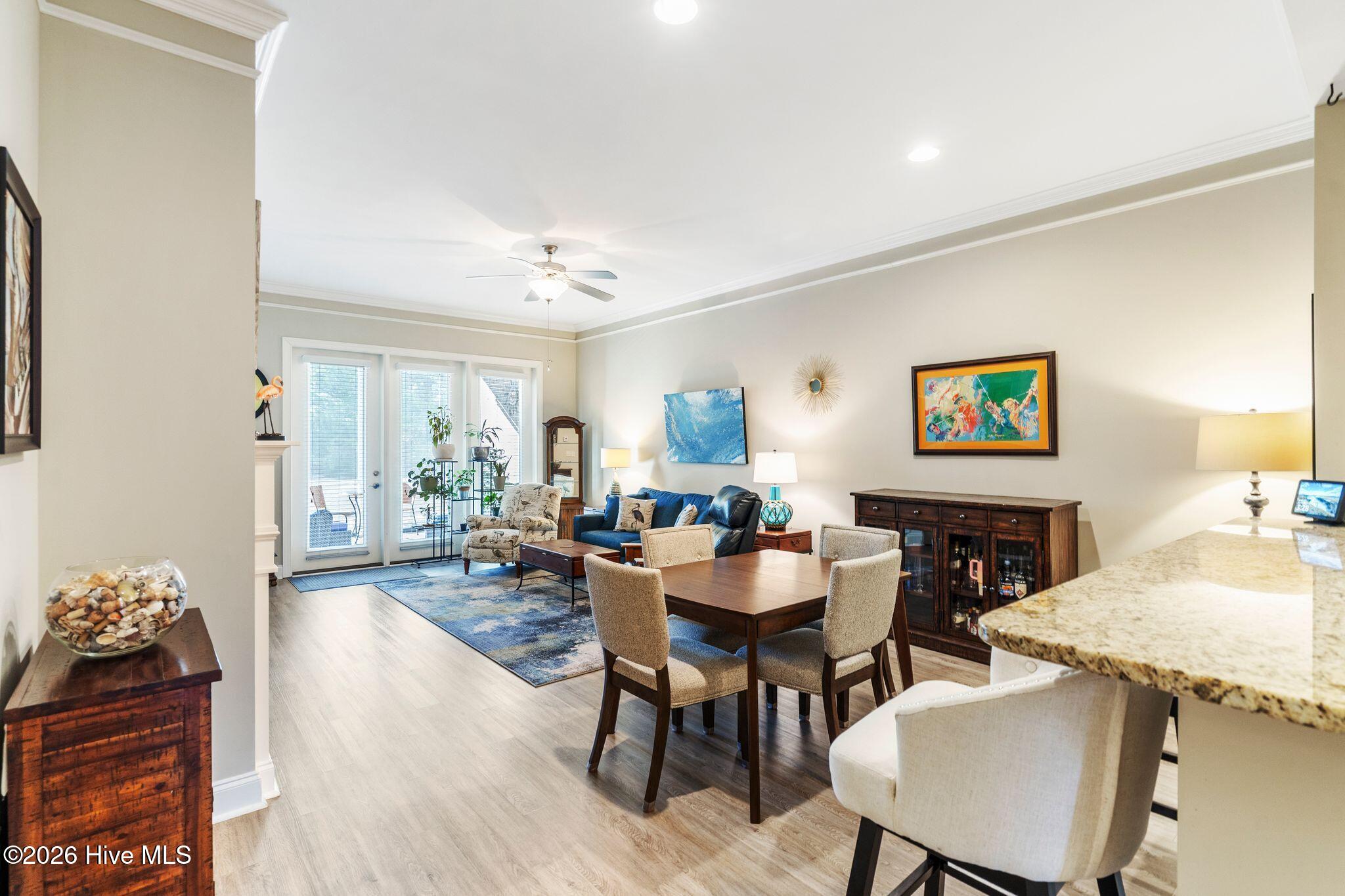 100555450 | Photo 14