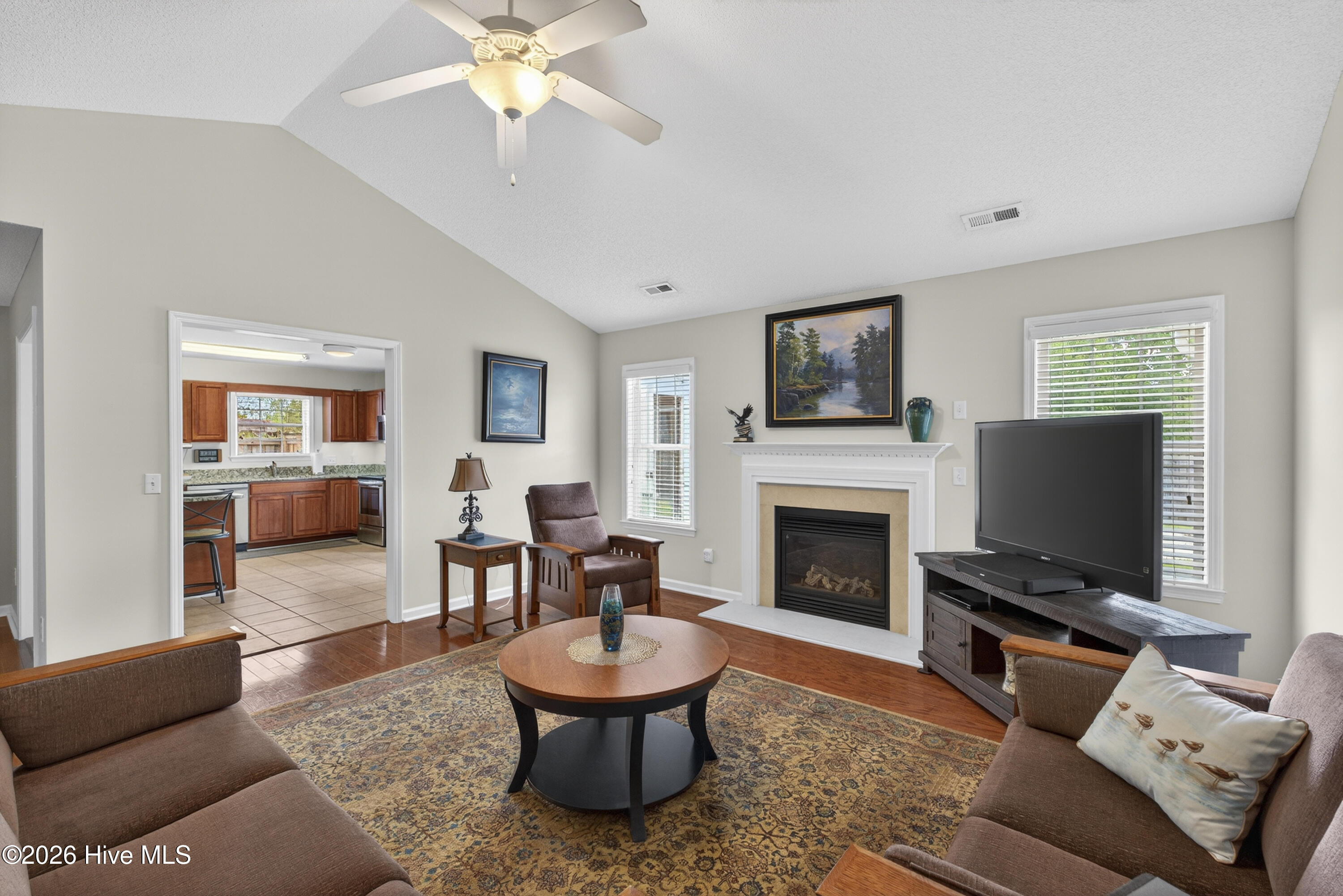 100565097 | Photo 10