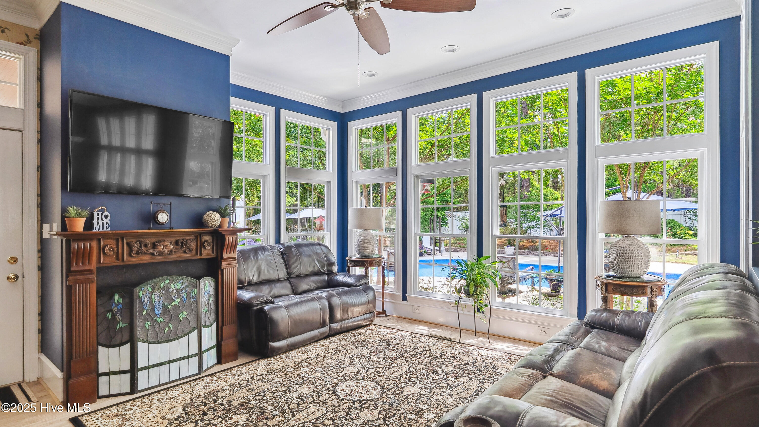 keeping room of kitchen