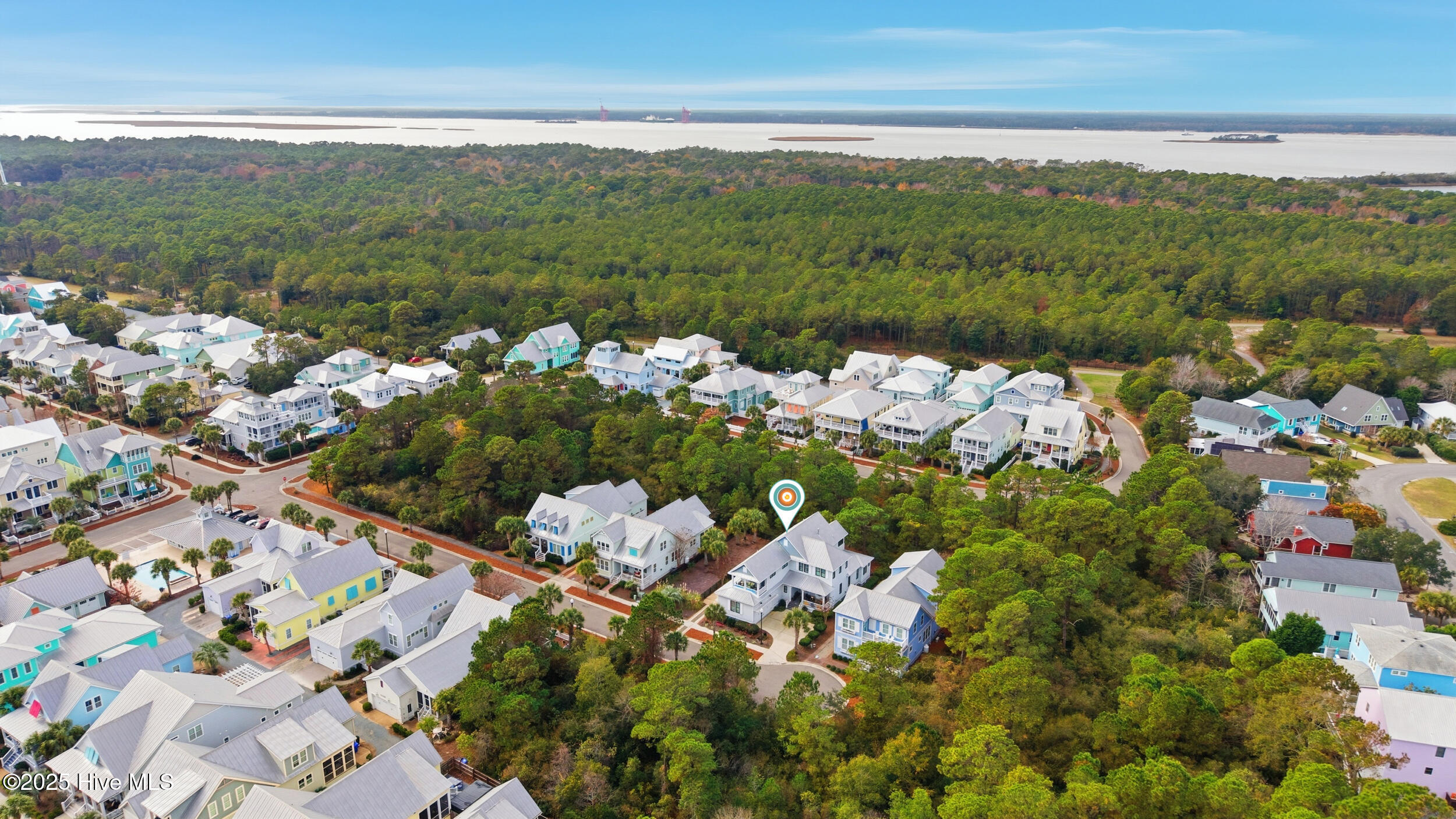 100543179 | Photo 77