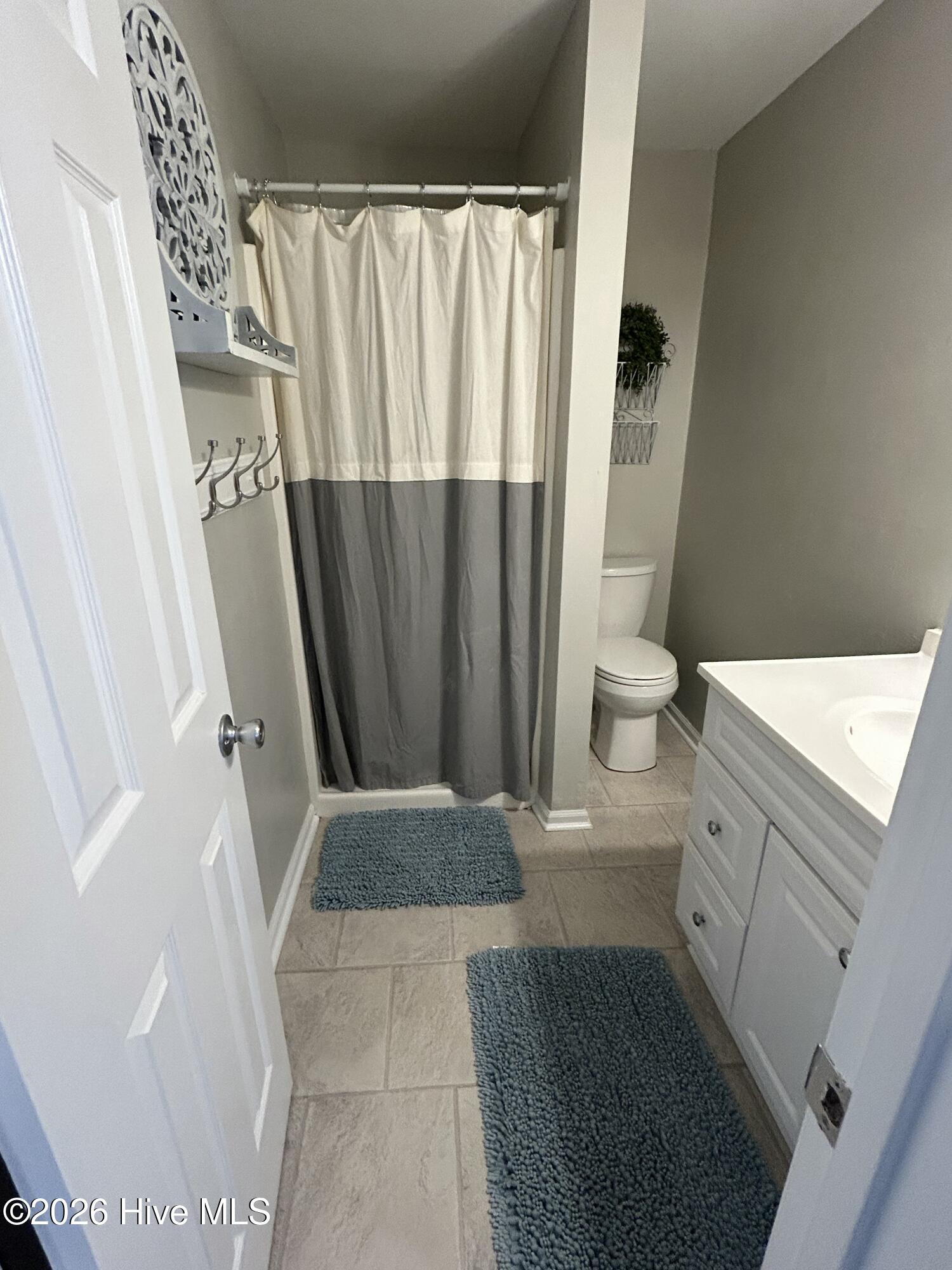 100560284 | Photo 20