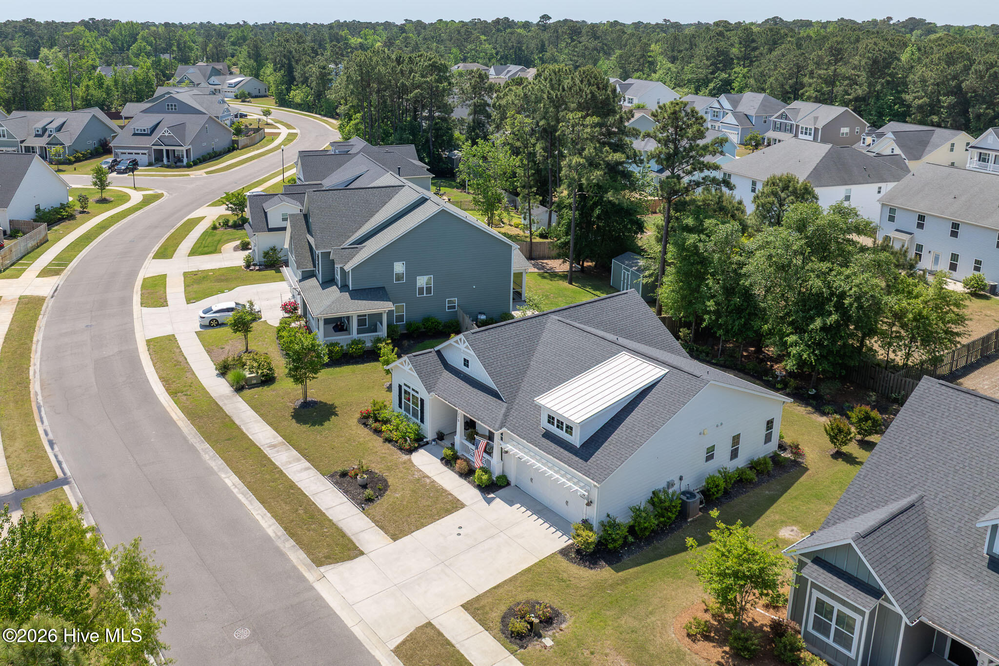 100569599 | Photo 37