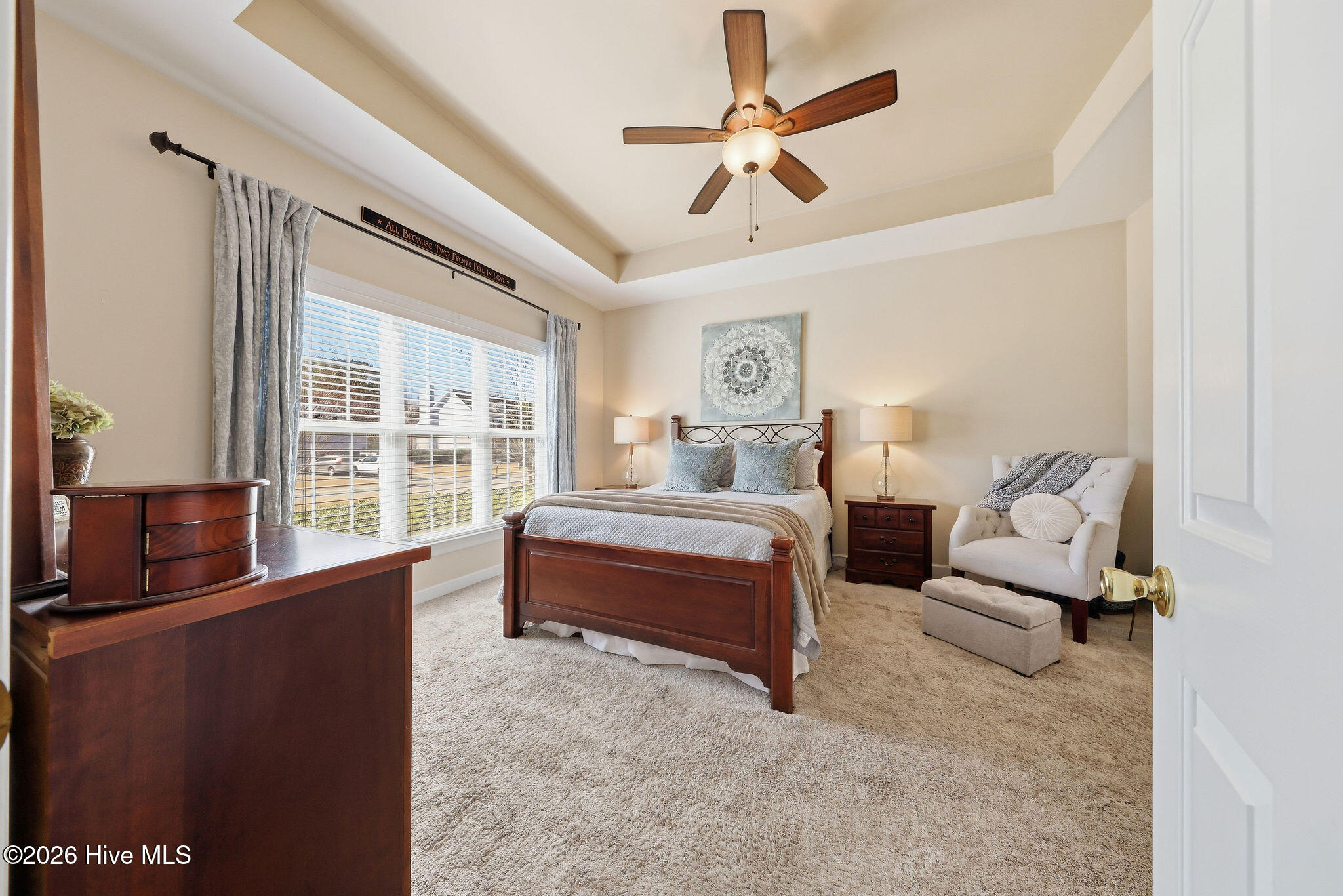 100556784 | Photo 36