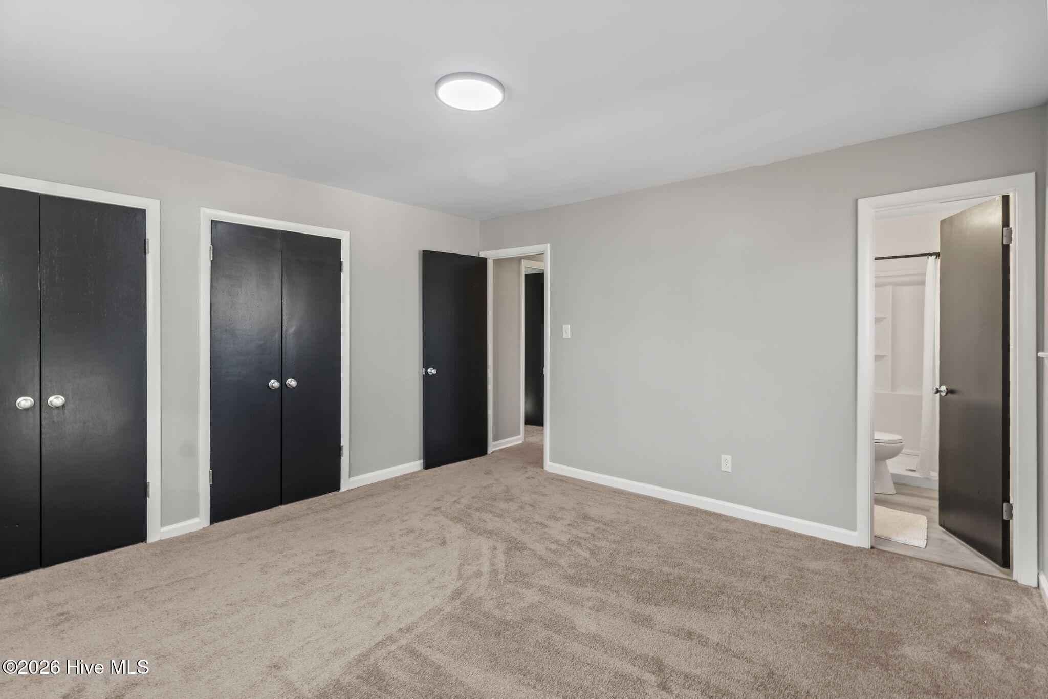 100560712 | Photo 24