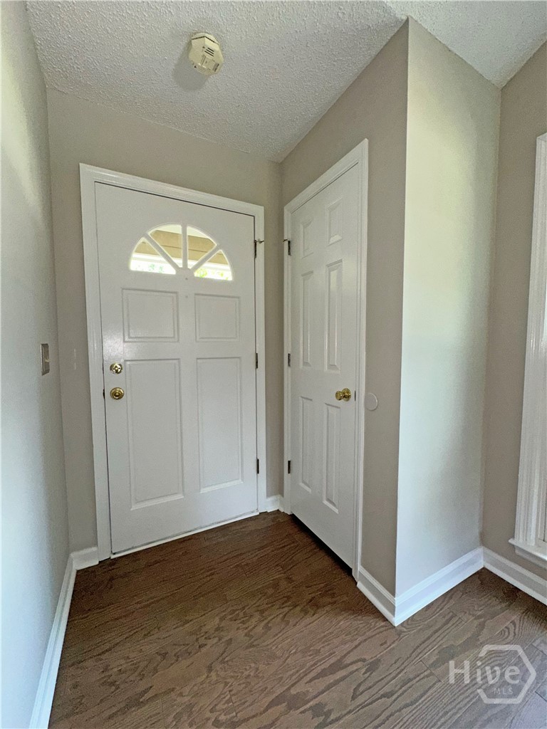 Foyer + Coat Closet