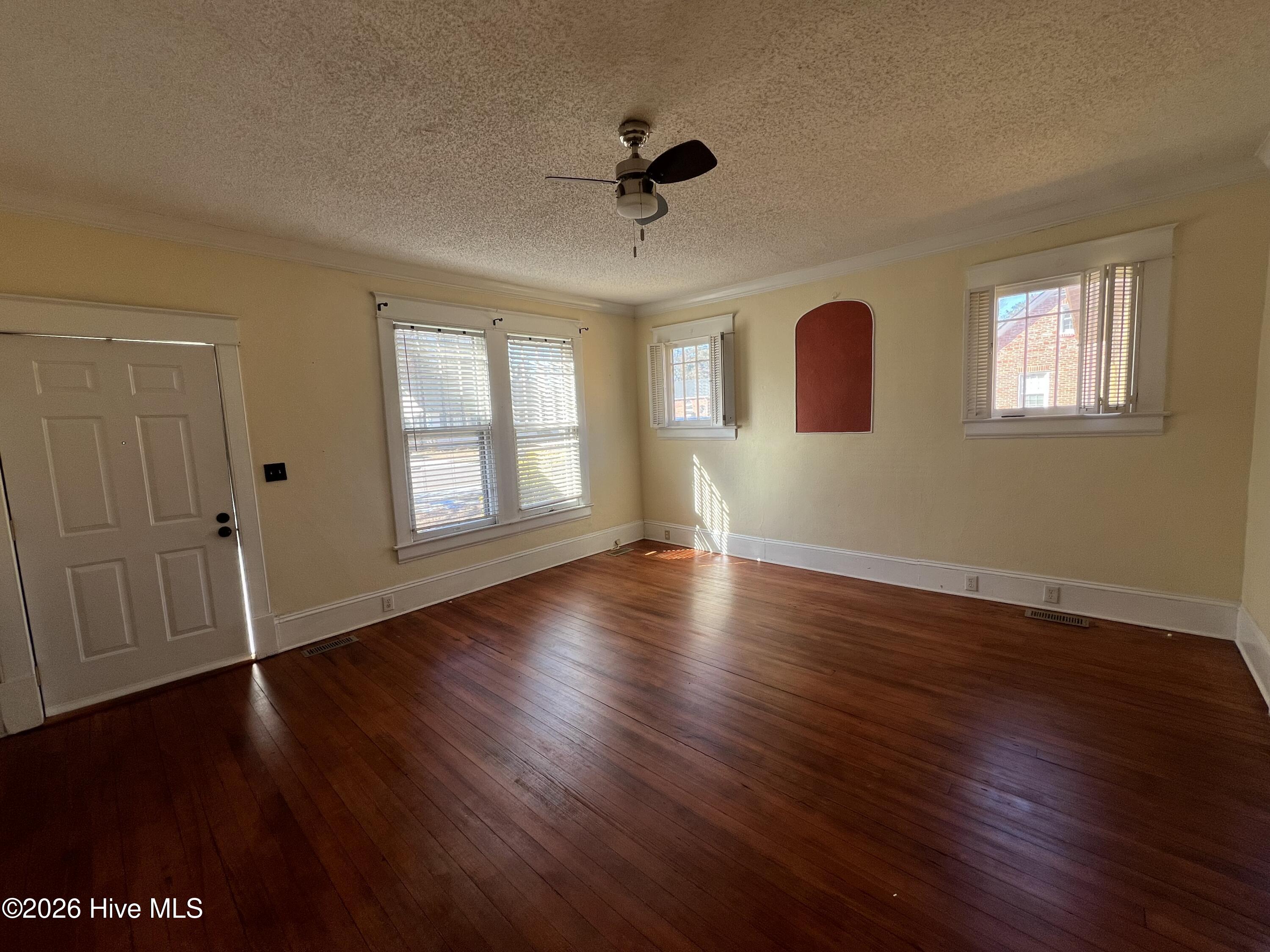 915 Saint David Street