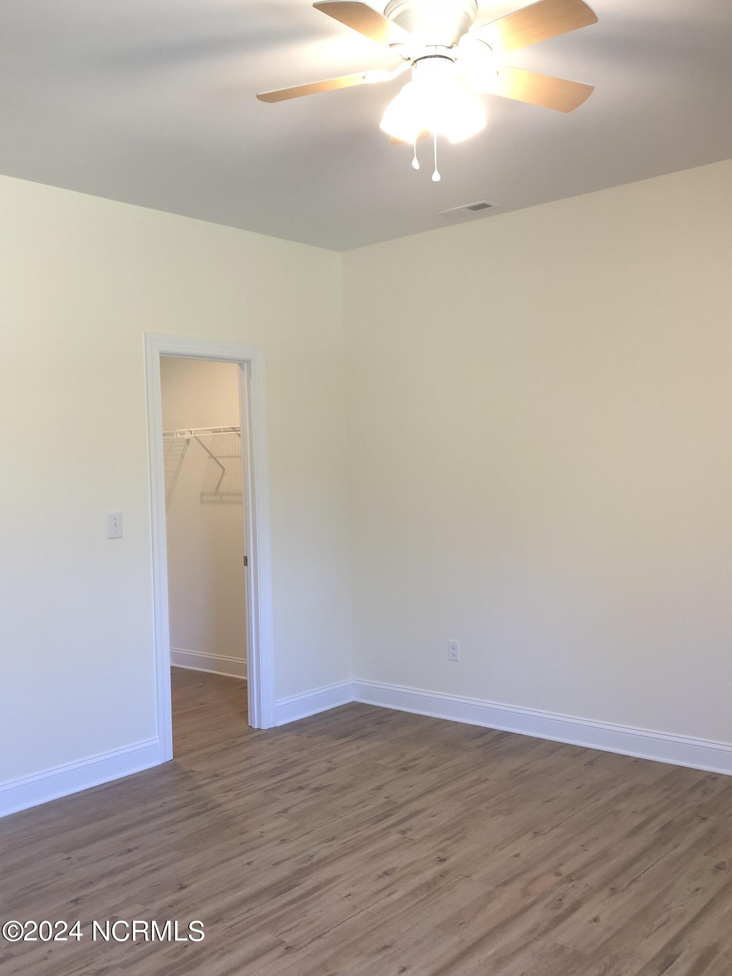 100544500 | Photo 14