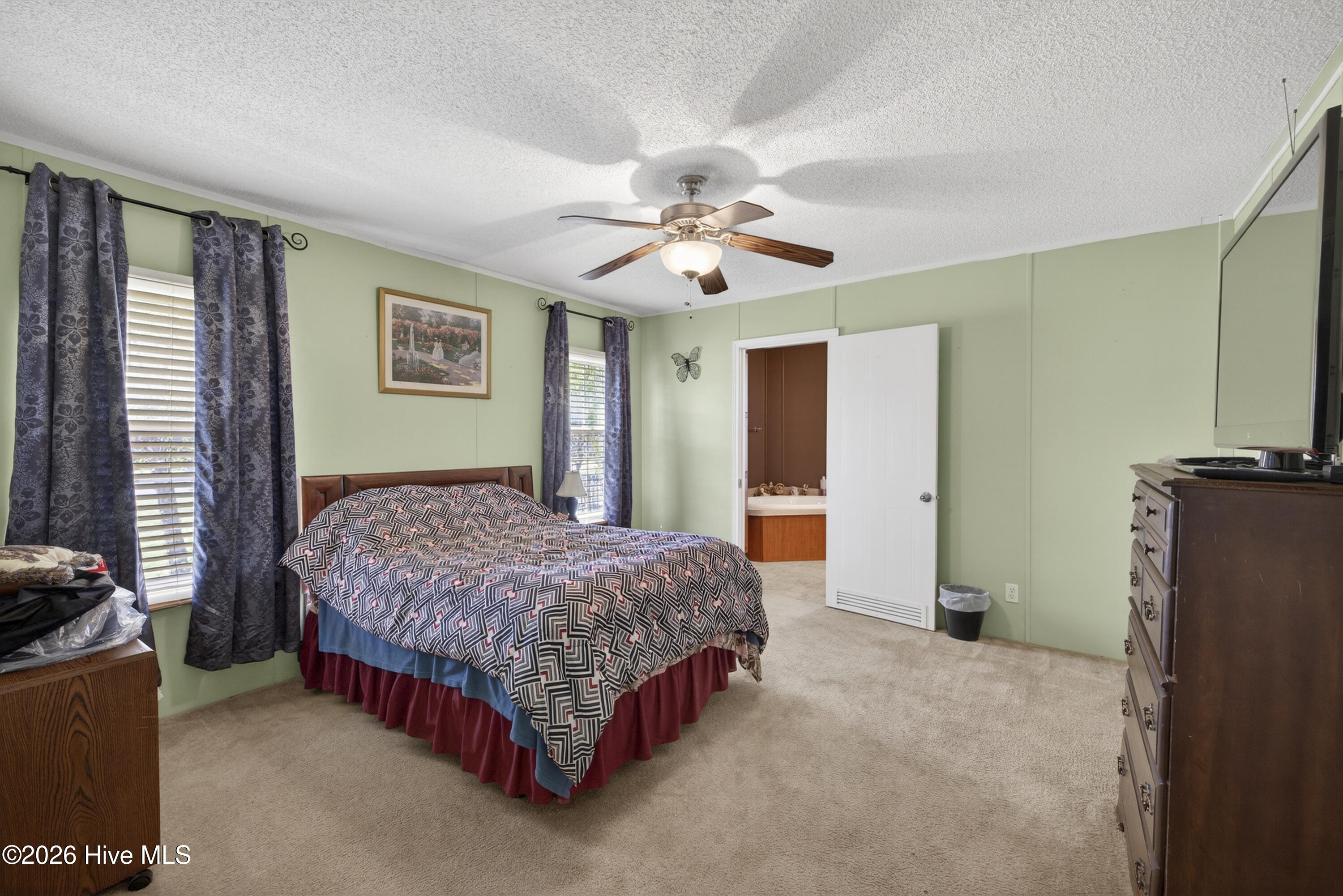 100564882 | Photo 16