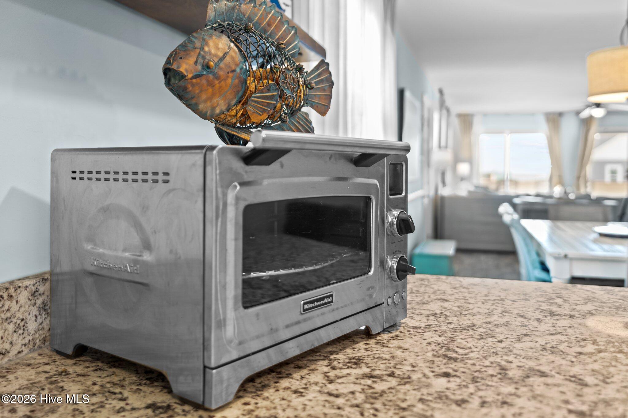 100560758 | Photo 25