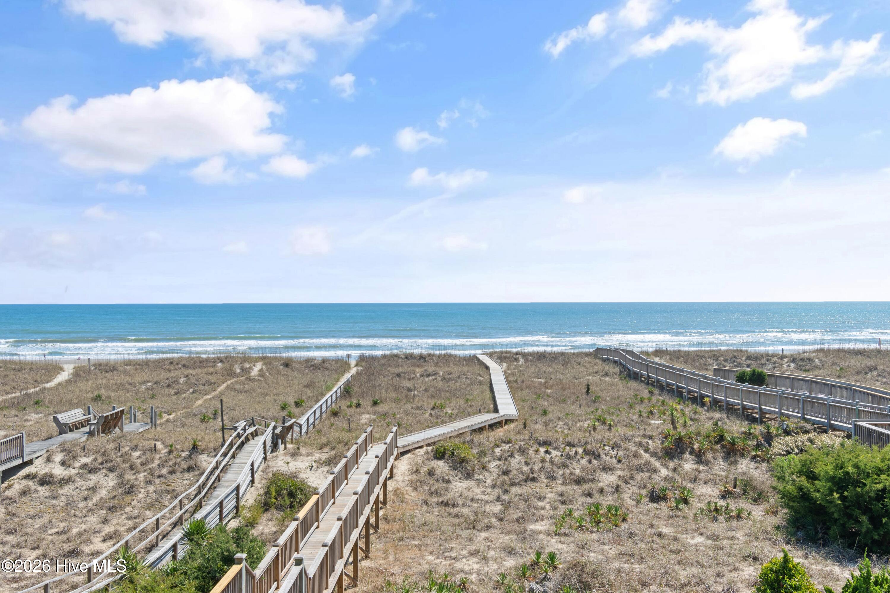 100564147 | Photo 55