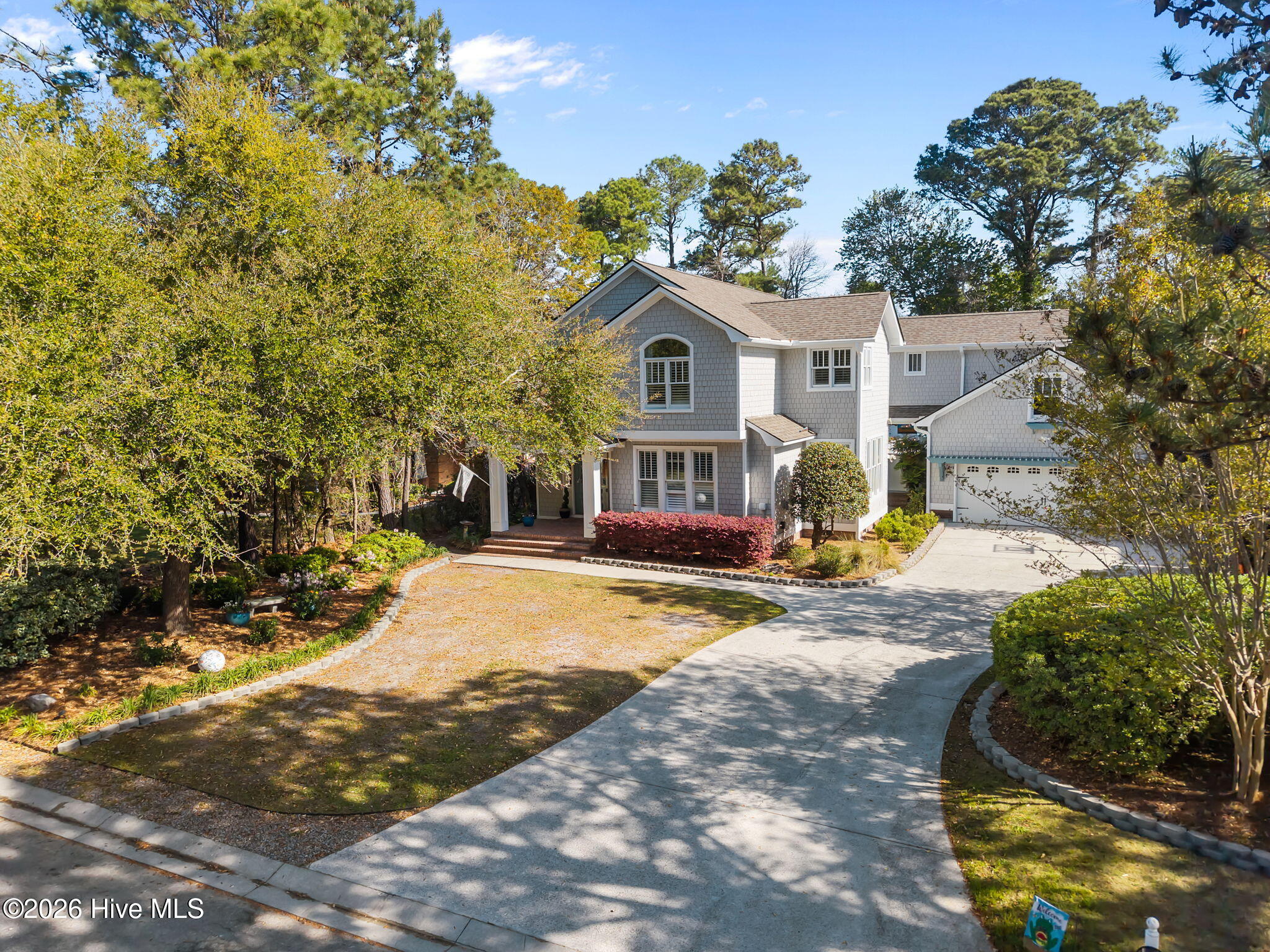 100565239 | Photo 66