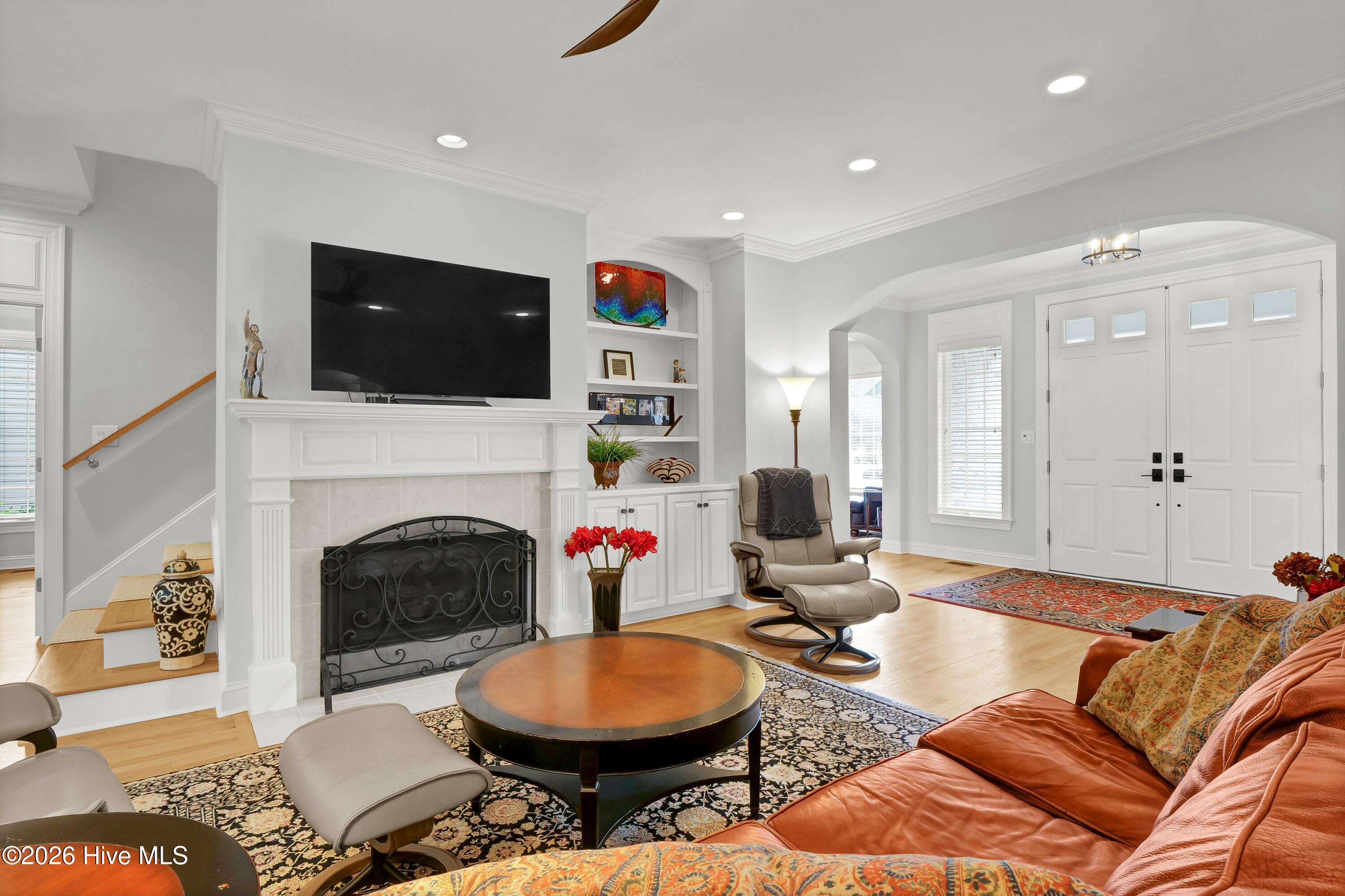 100563212 | Photo 16