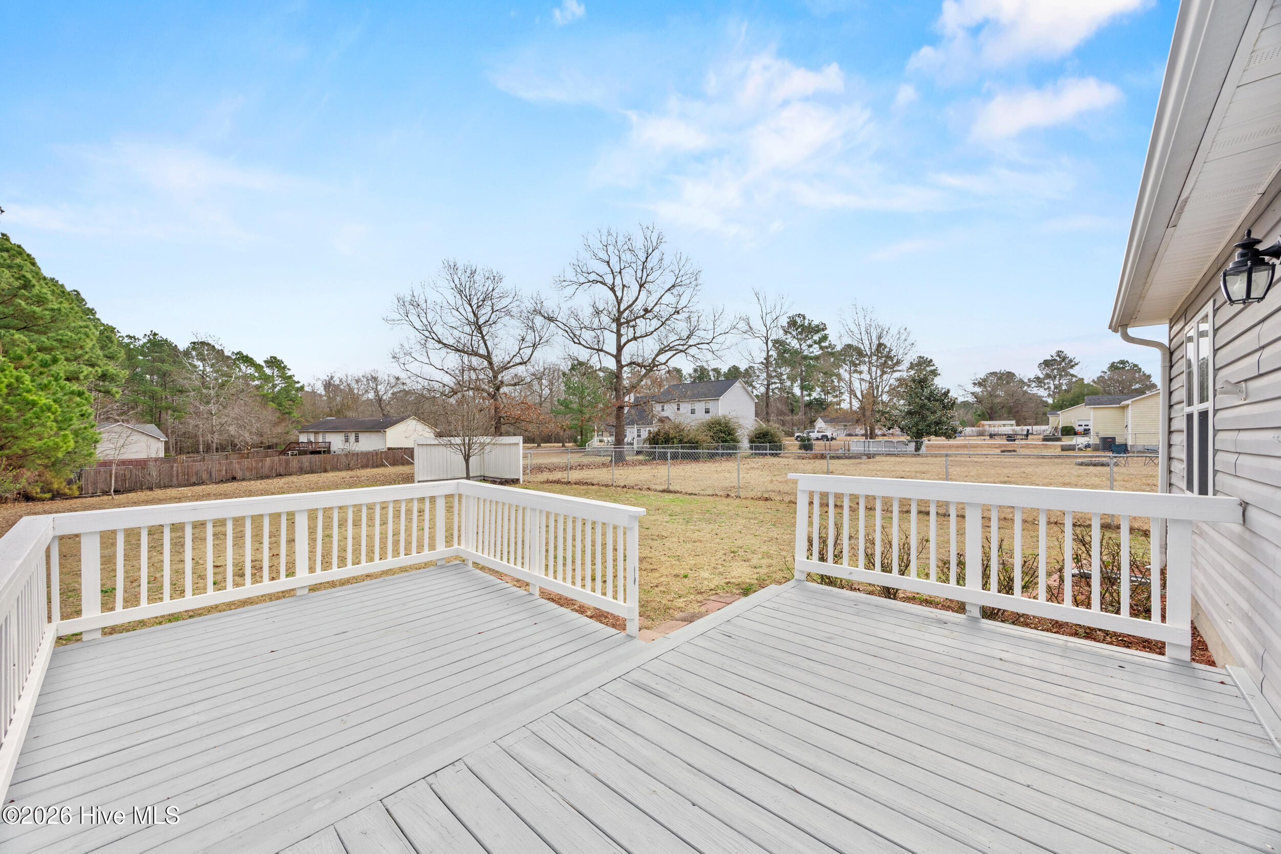 100547935 | Photo 19