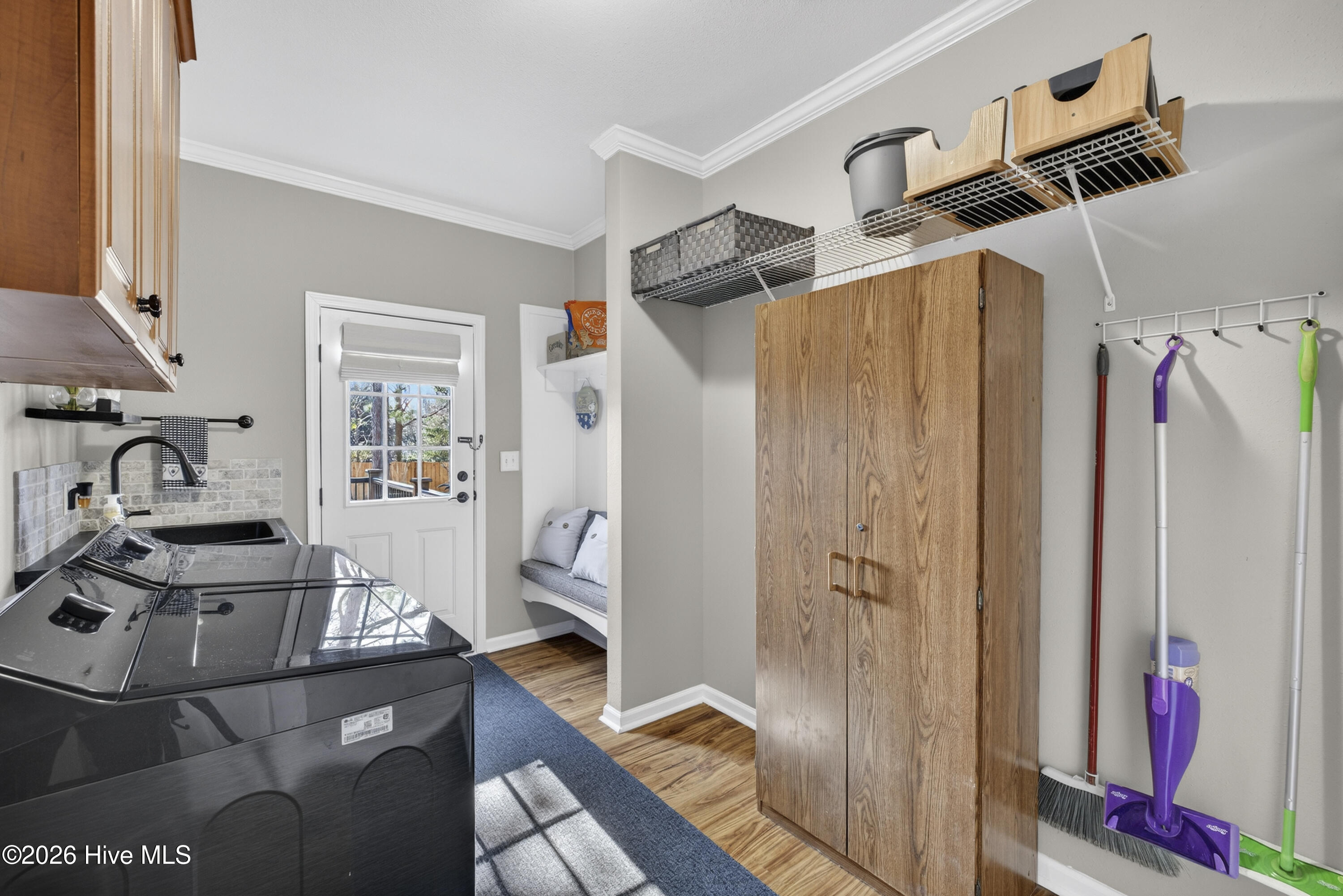 100553649 | Photo 17