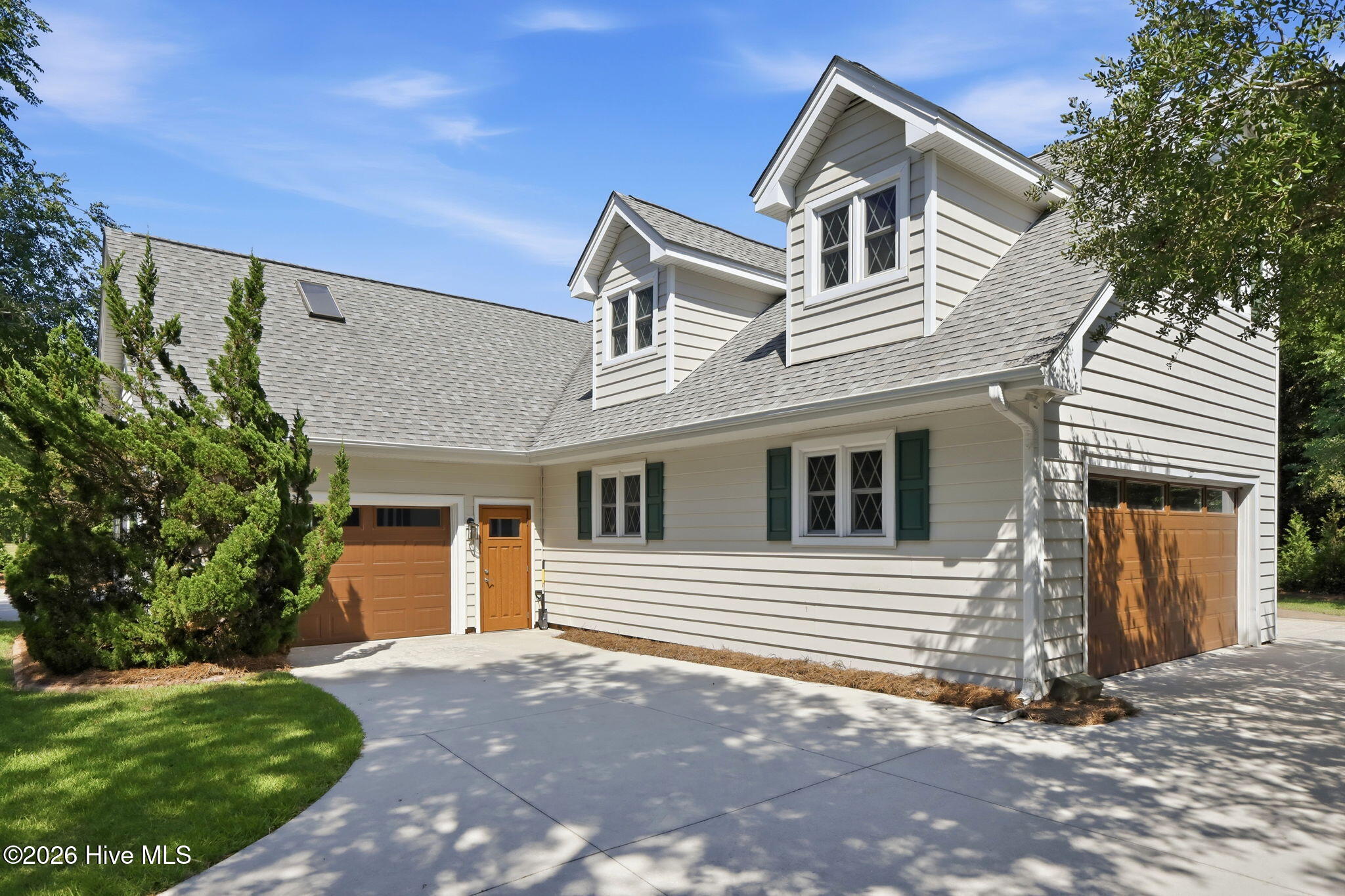 121 Harbour Drive,Hubert