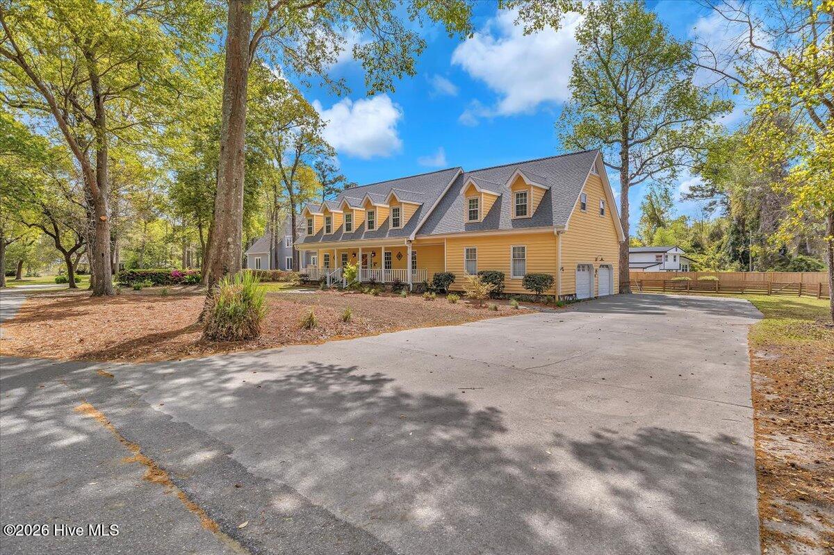 100565591 | Photo 81