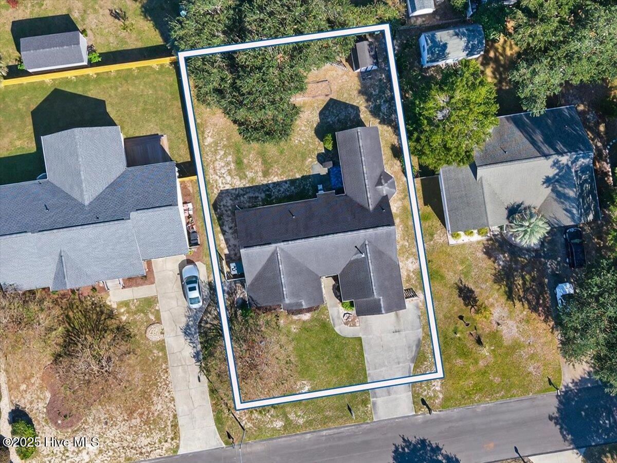 100536706 | Photo 43