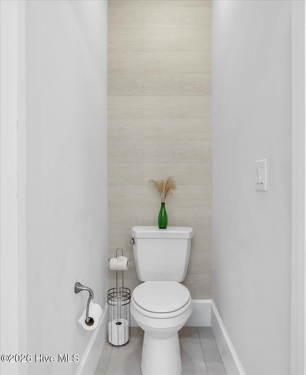 100548797 | Photo 59