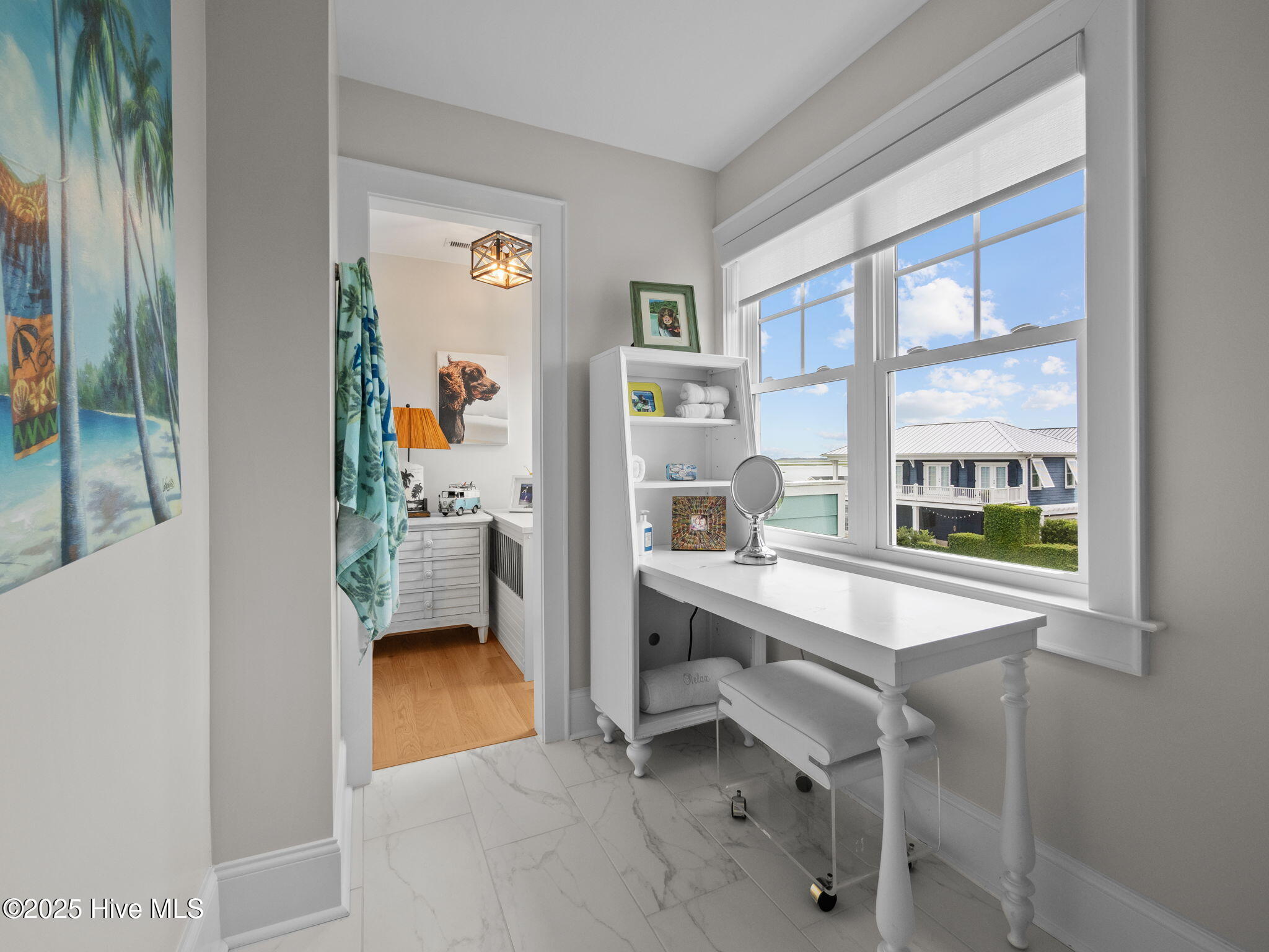 100527166 | Photo 54