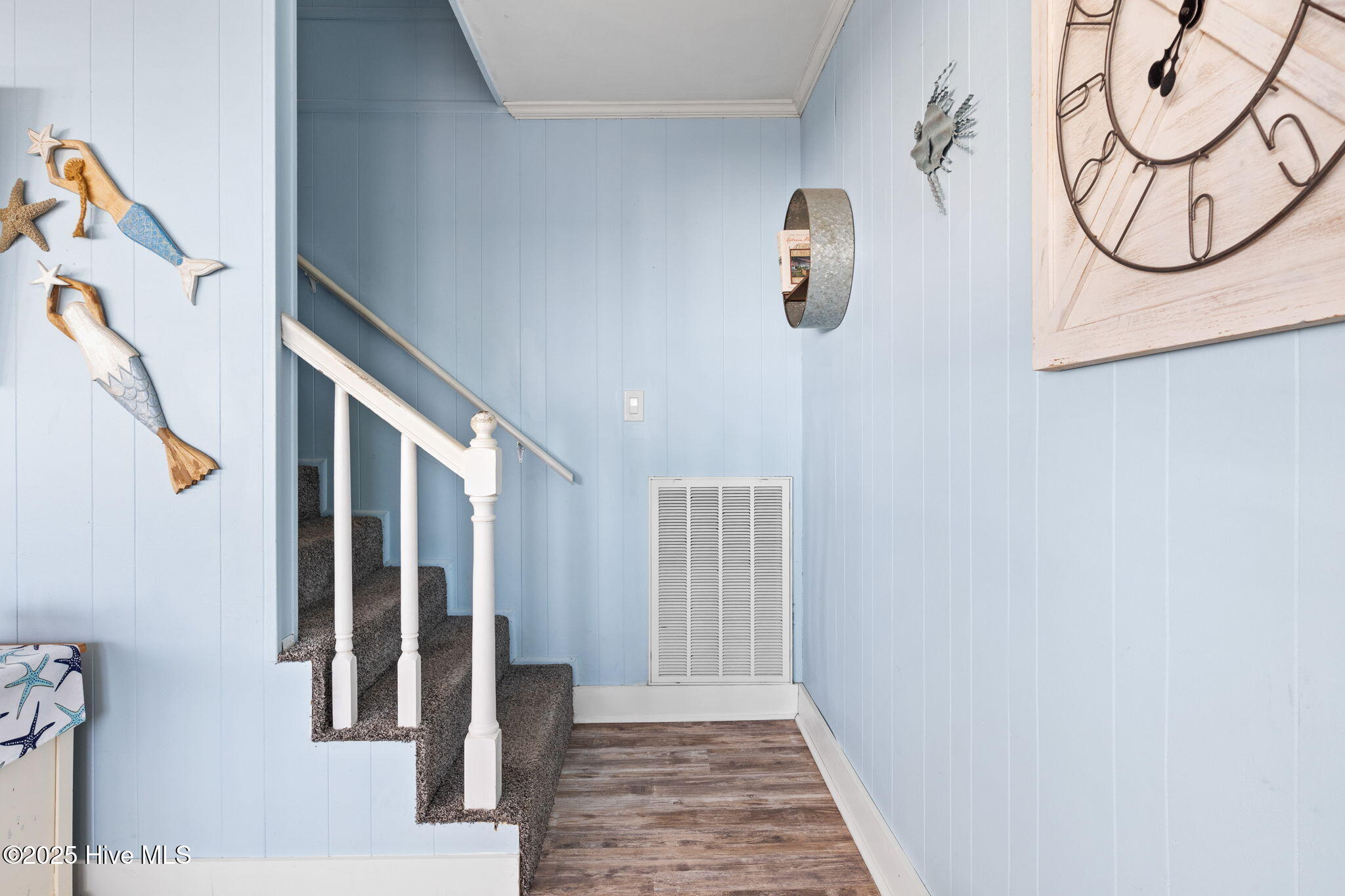 100540737 | Photo 21