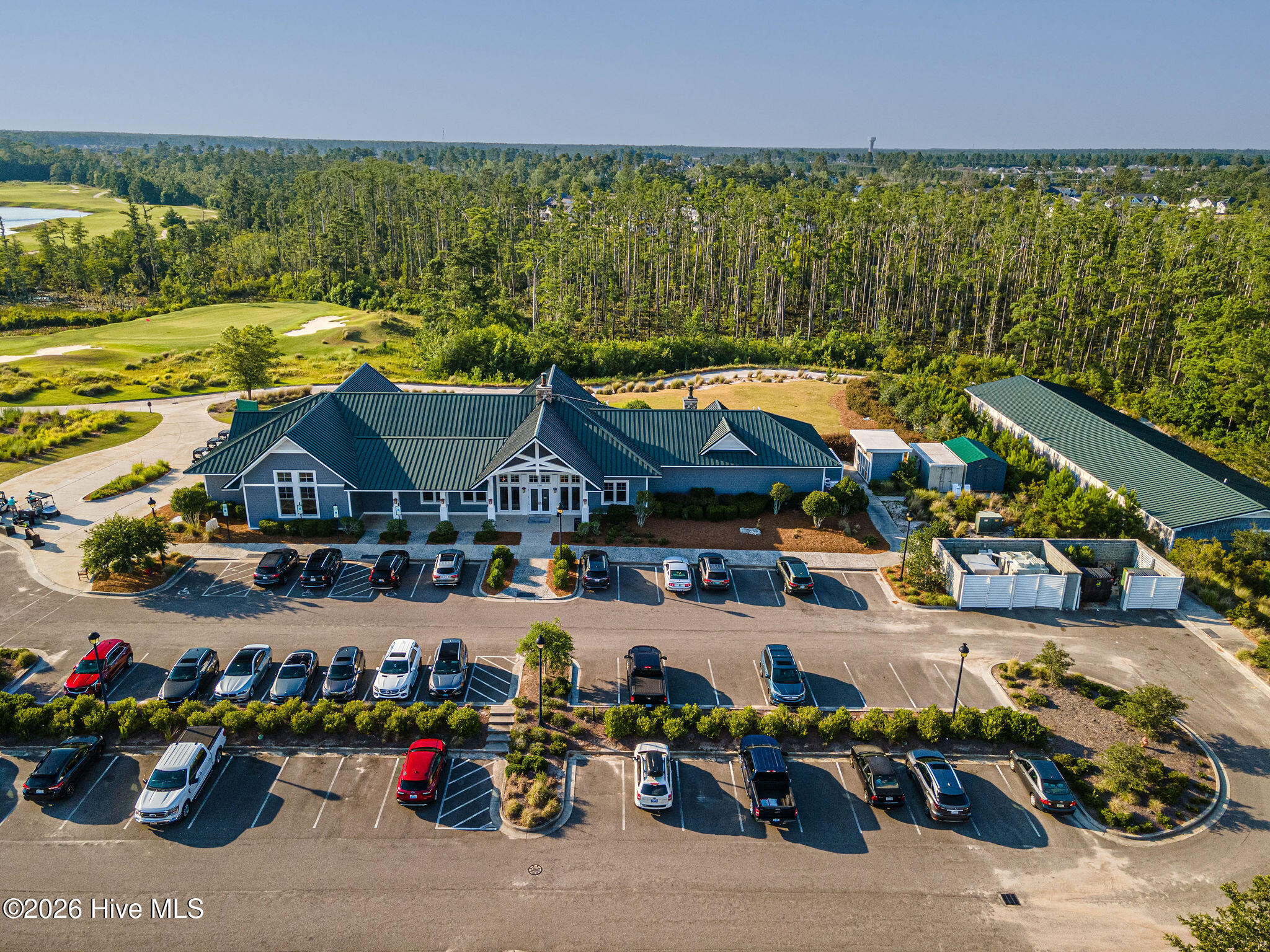 100564757 | Photo 83