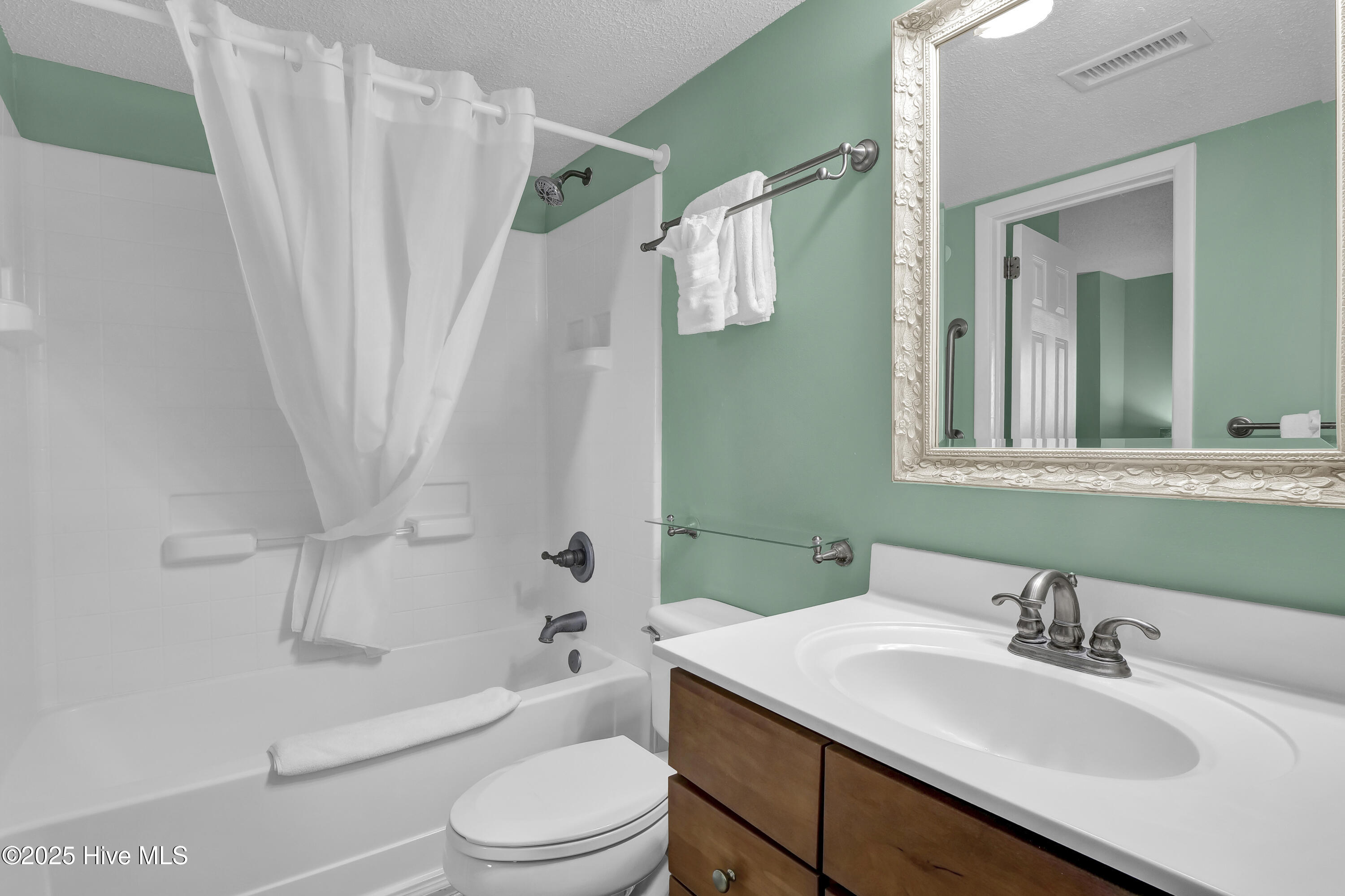 100529959 | Photo 15