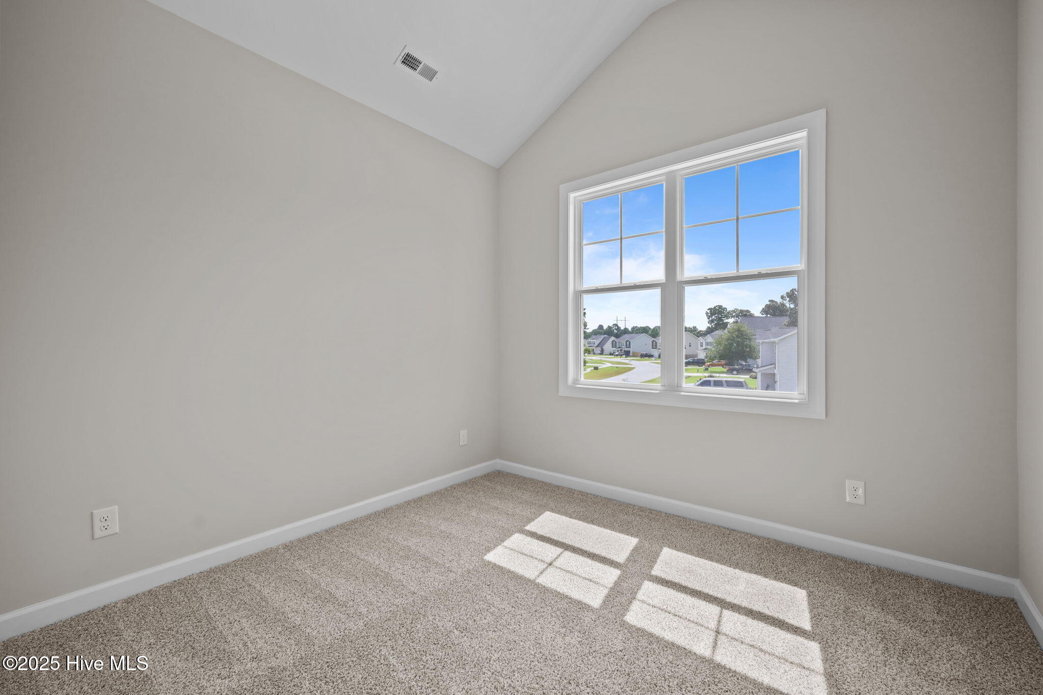 100504160 | Photo 30