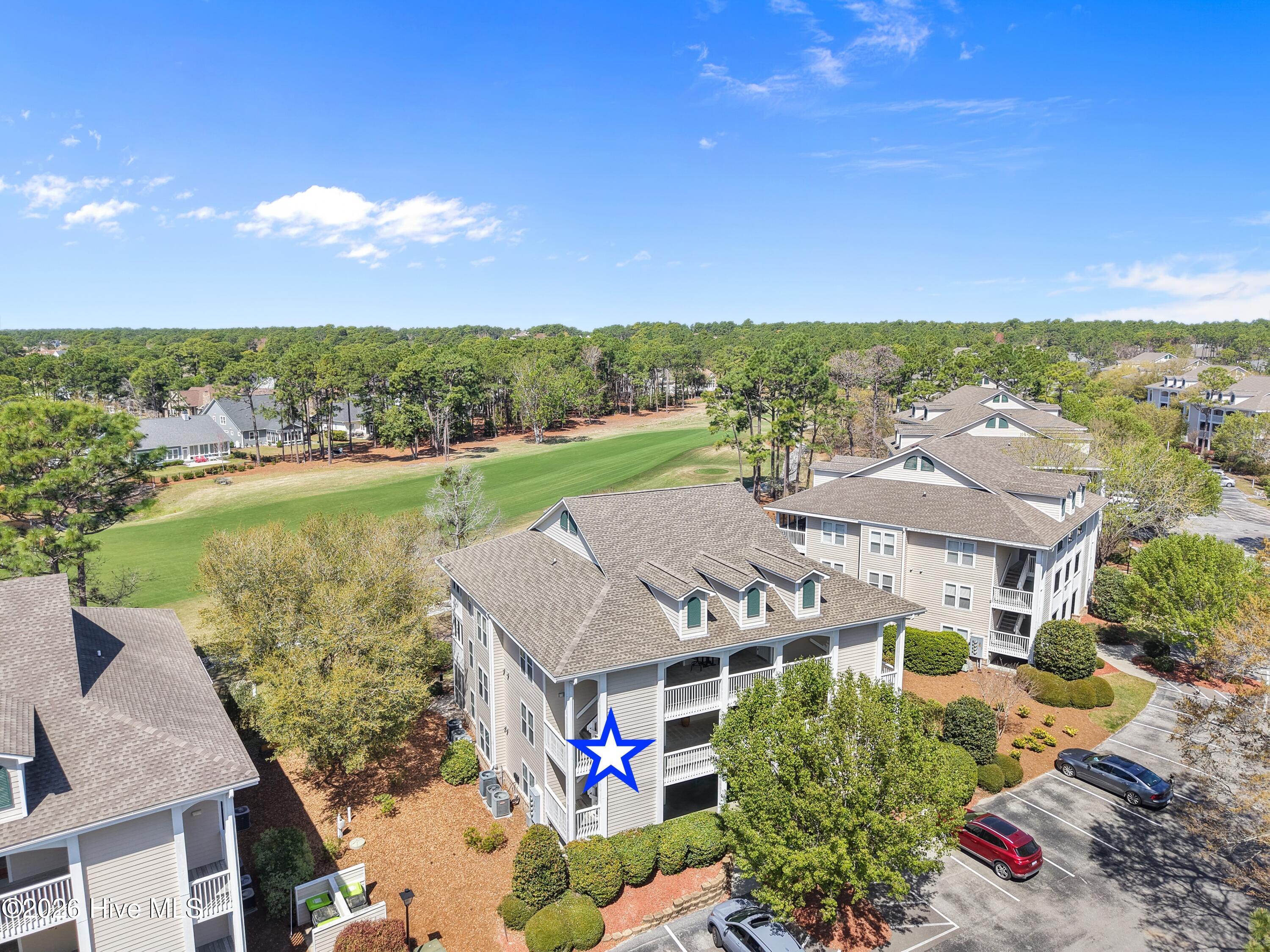 100563960 | Photo 25