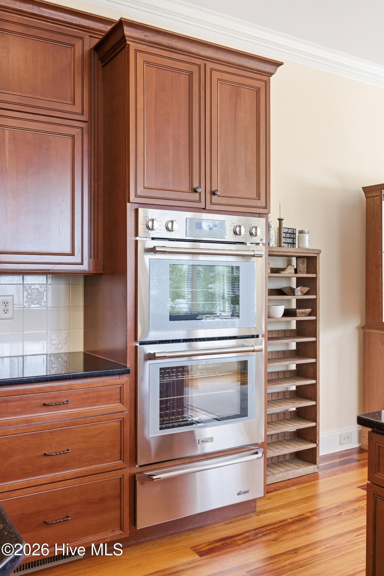 100564058 | Photo 27