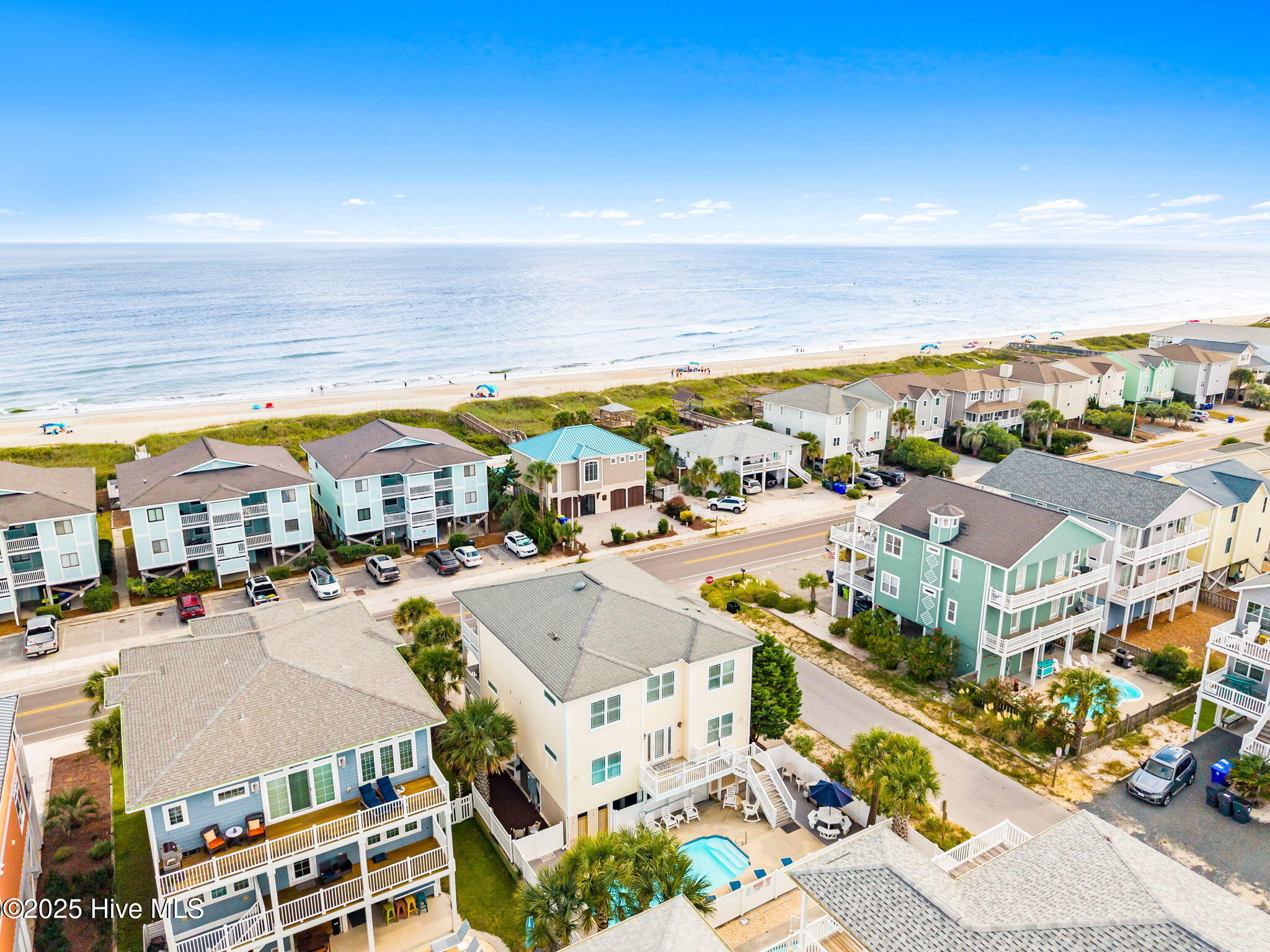 100530608 | Photo 70