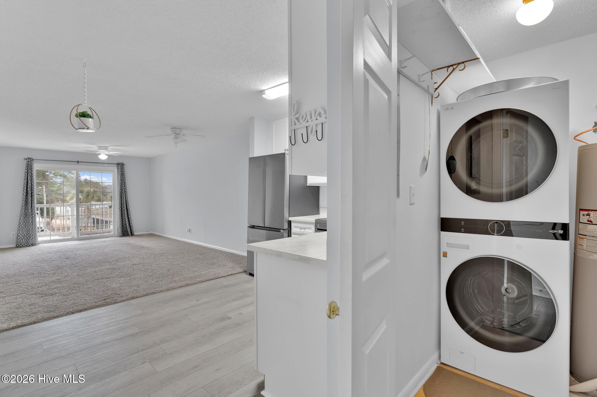 100551313 | Photo 27