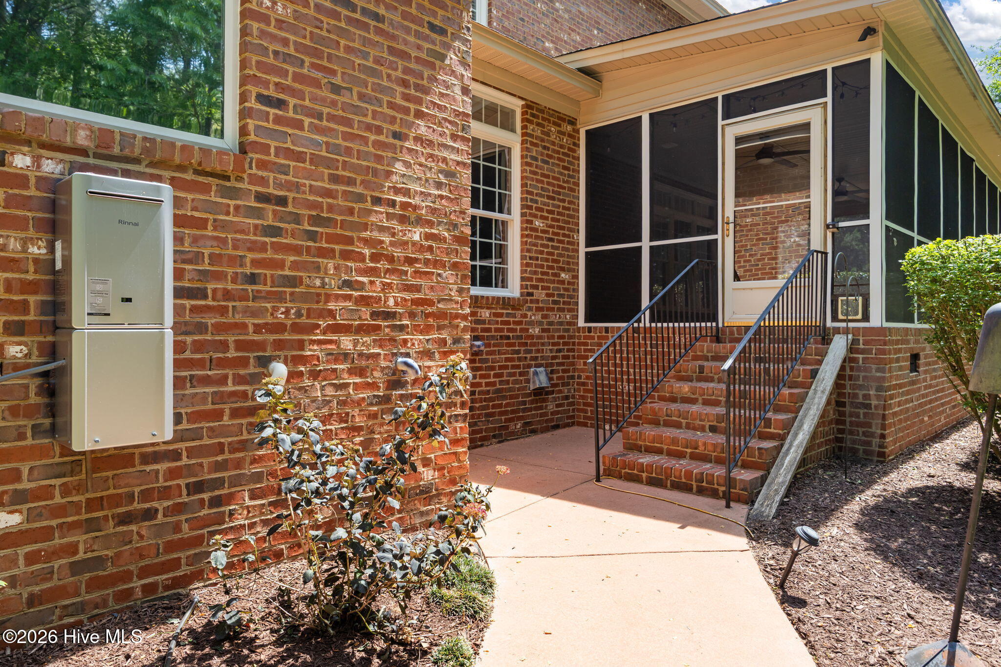 15-web-or-mls-BLS_0011