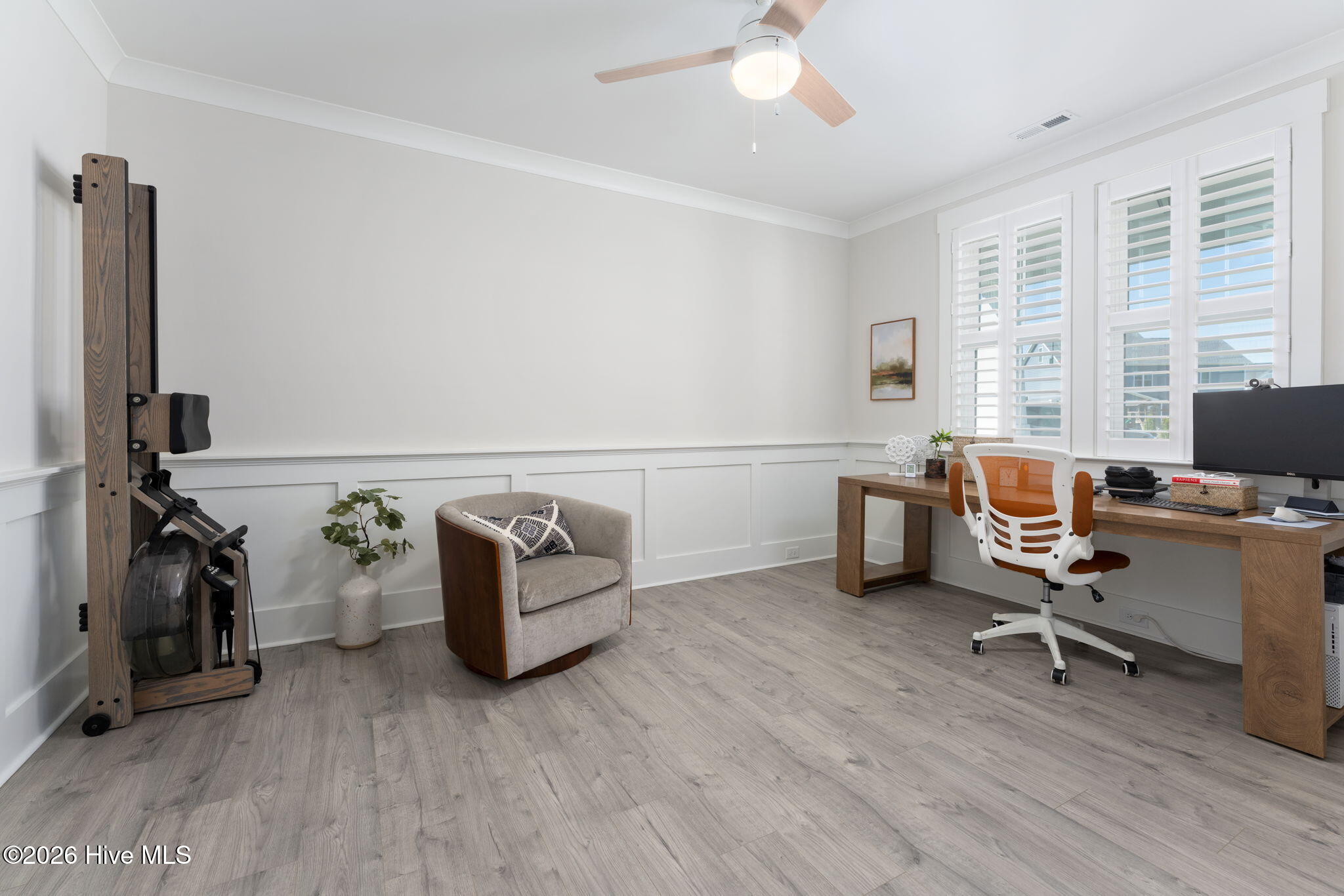 100564713 | Photo 11