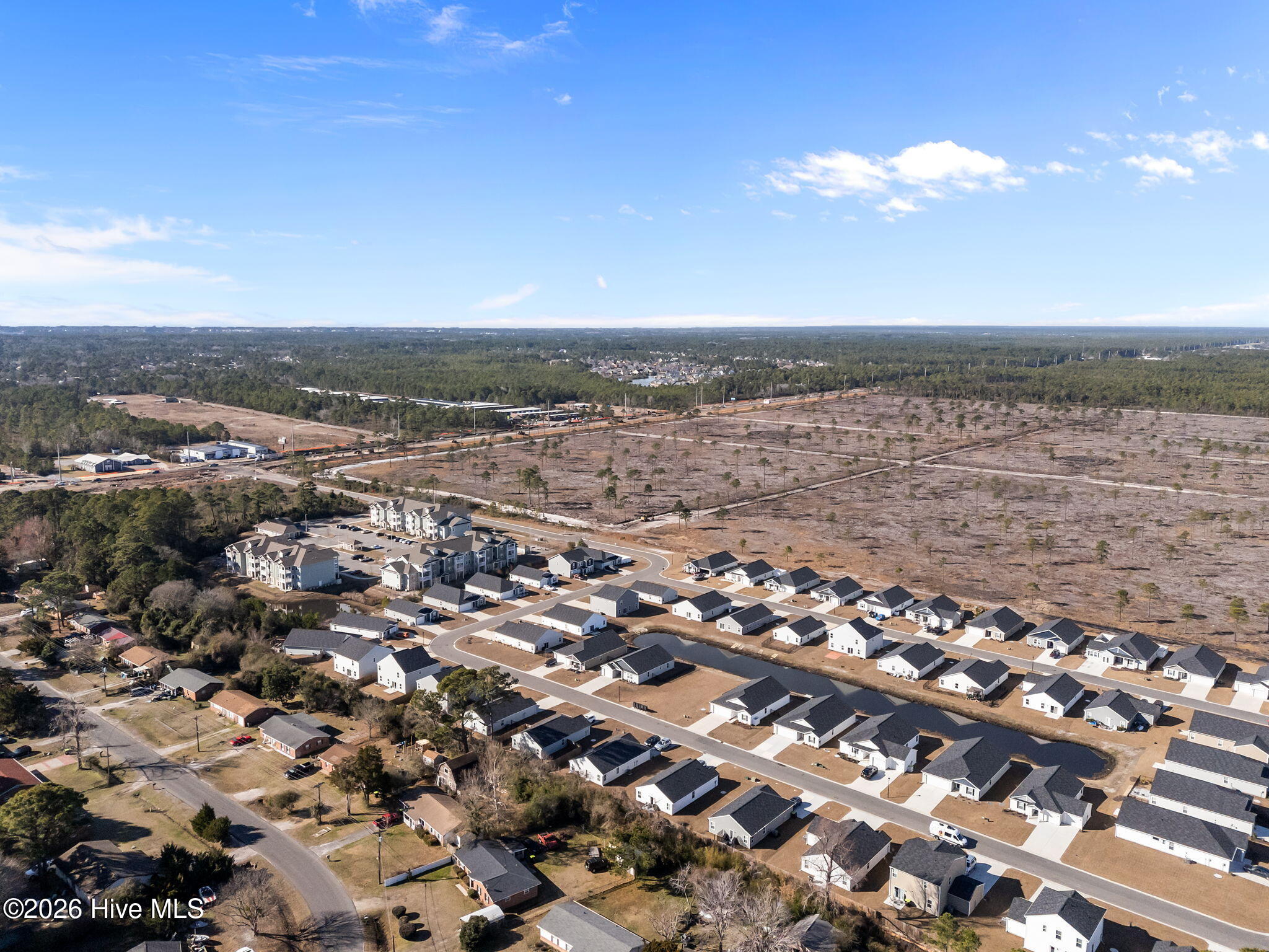 100549806 | Photo 45