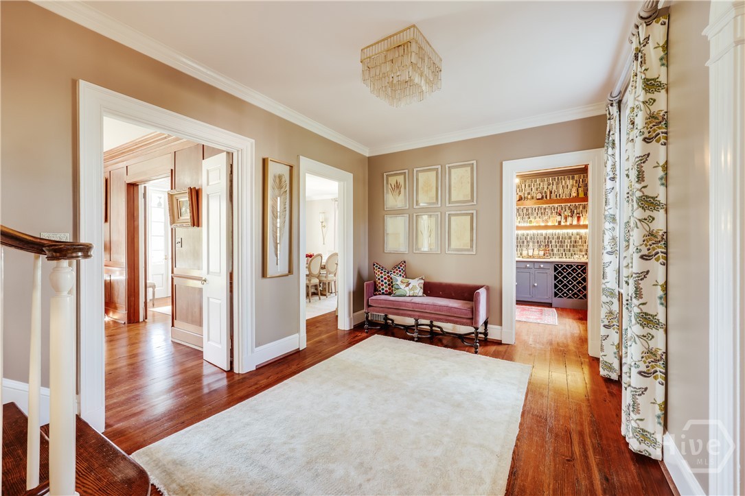 Receiving Room