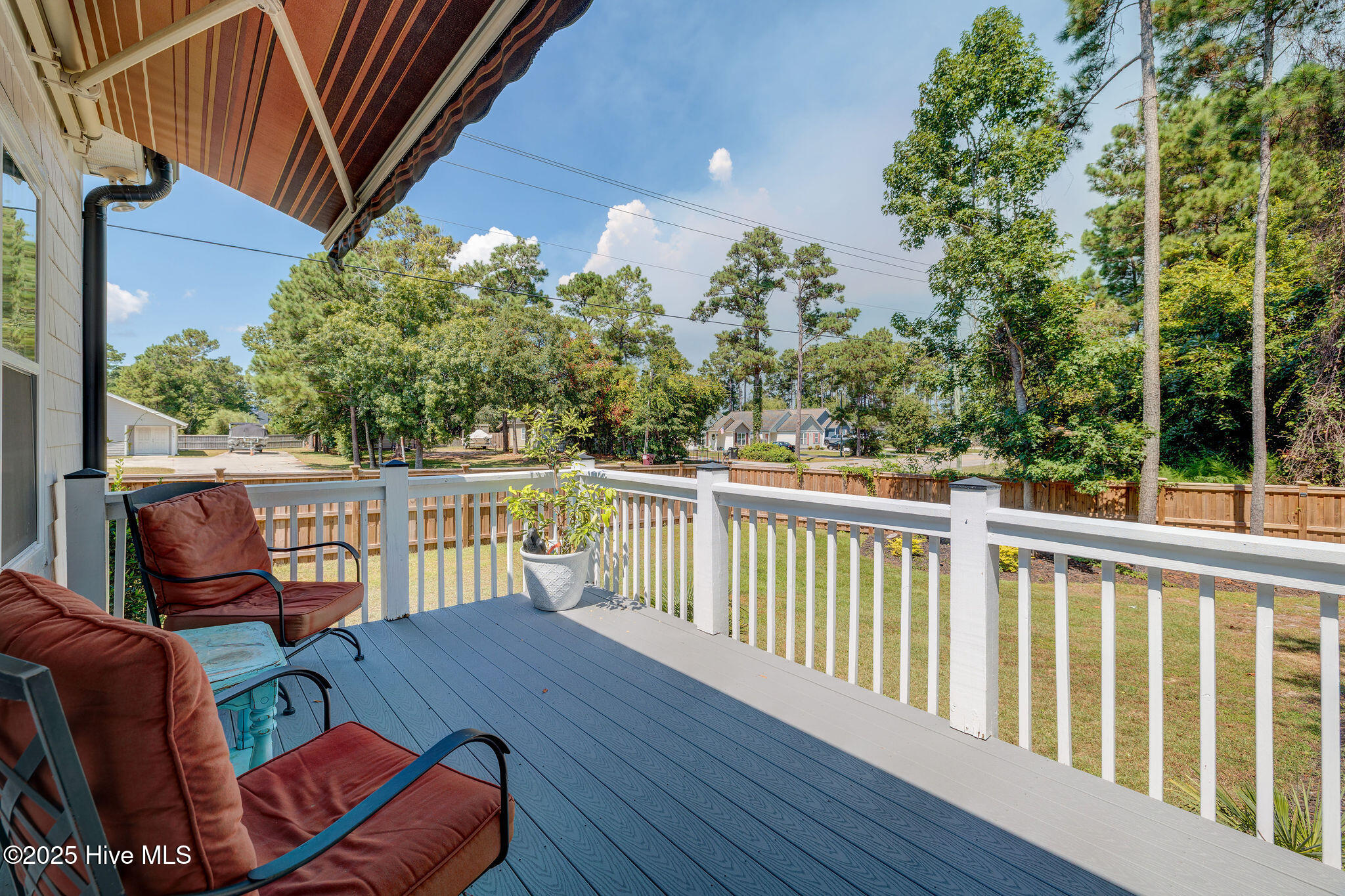 100529617 | Photo 10