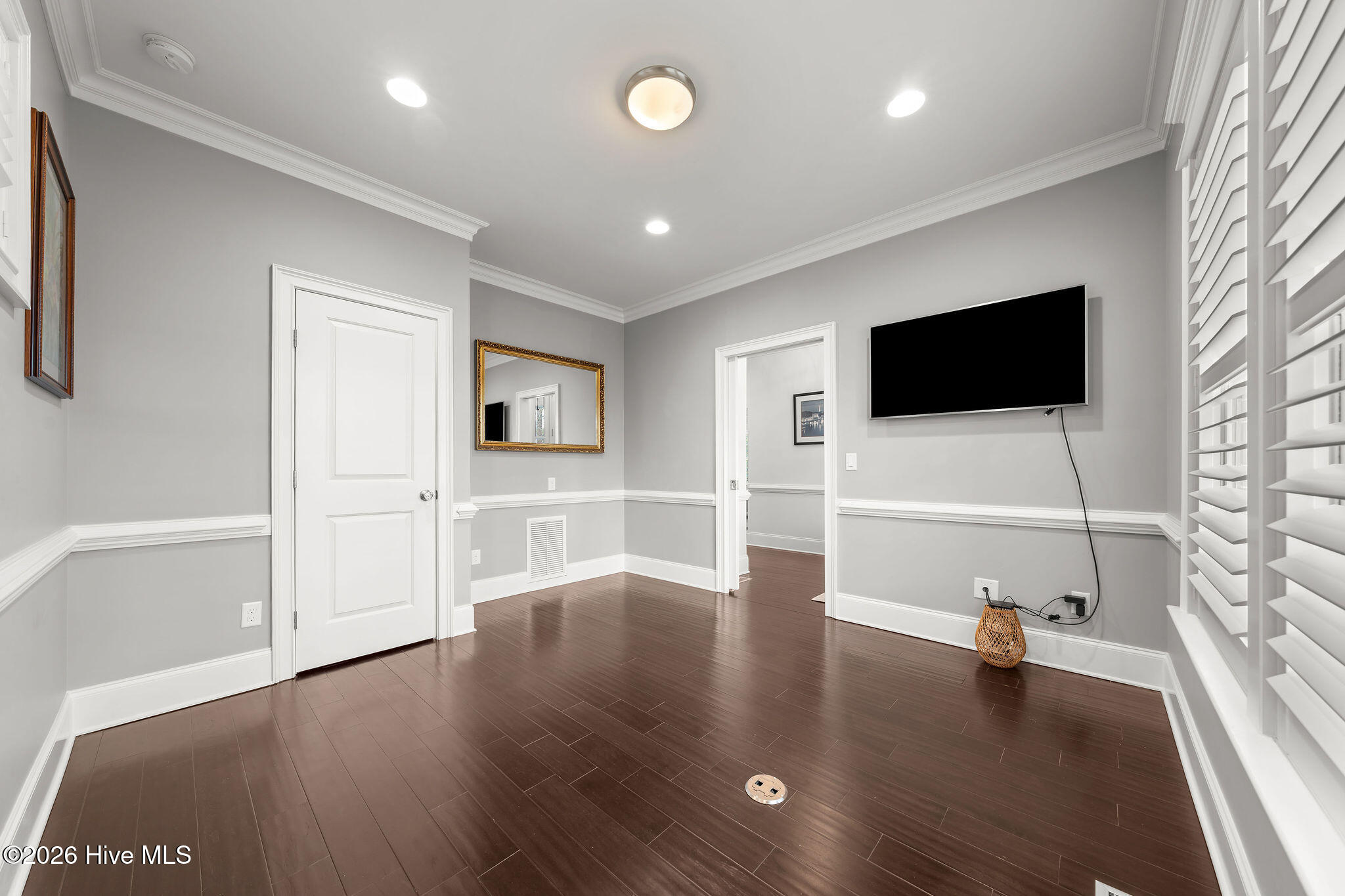 100553604 | Photo 45