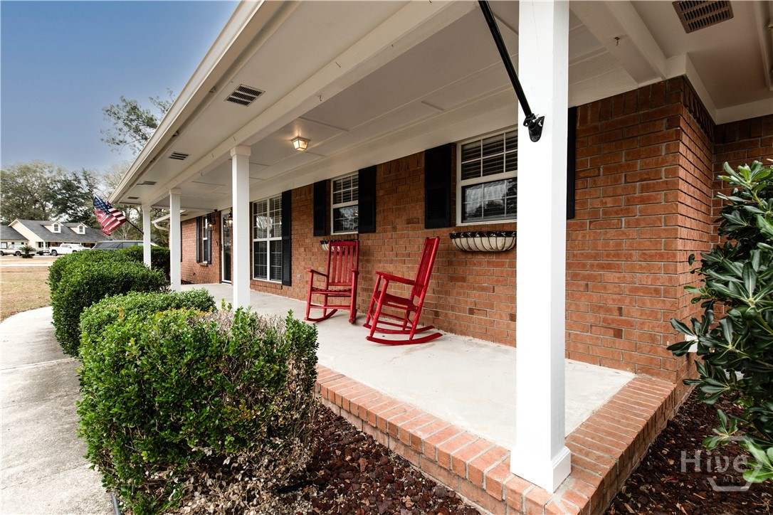Homes for sale in Pembroke, GA | 8 Cameron Ct W, Pembroke, GA 31321 | MLS# SA355589
