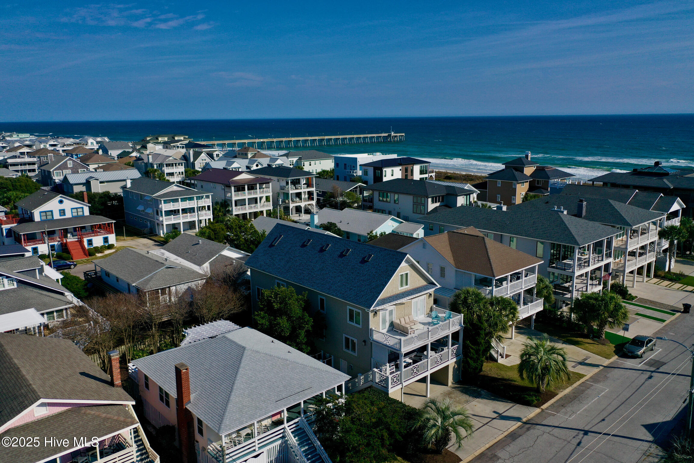 100543231 | Photo 13