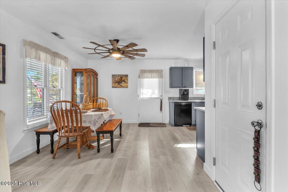 100539108 | Photo 16