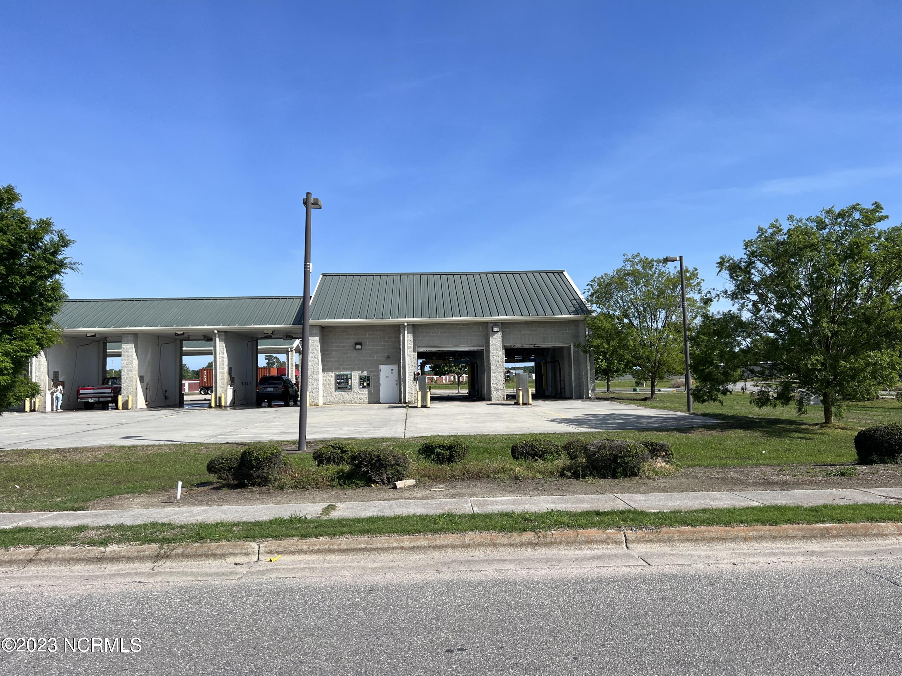 85E5FE36-A0E9-43EC-AD71-822D2D501796